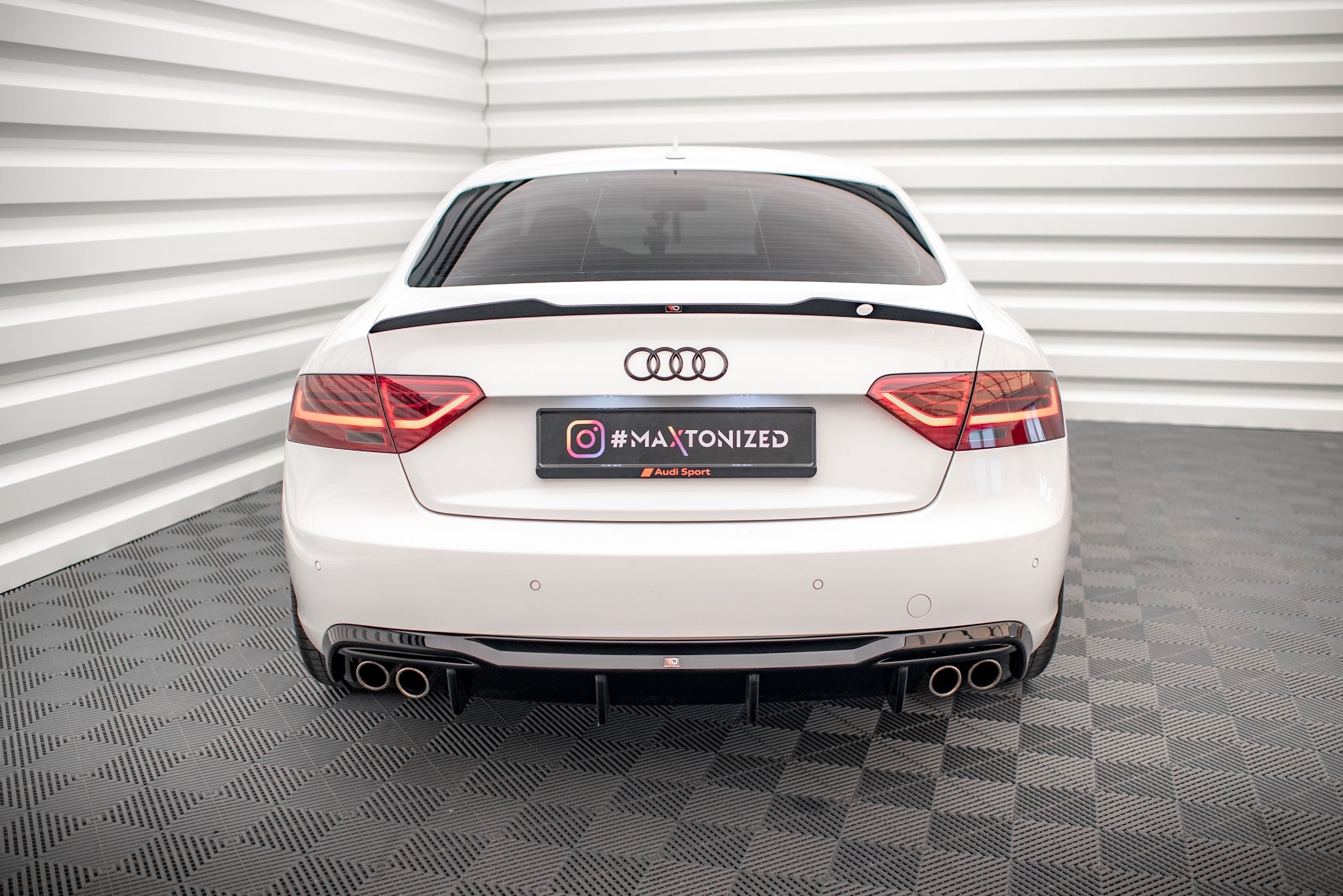 Maxton Design Difusor trasero para Audi A5 Sportback 8T Facelift (Version with dual Exhausts on both sides) - imagen 1