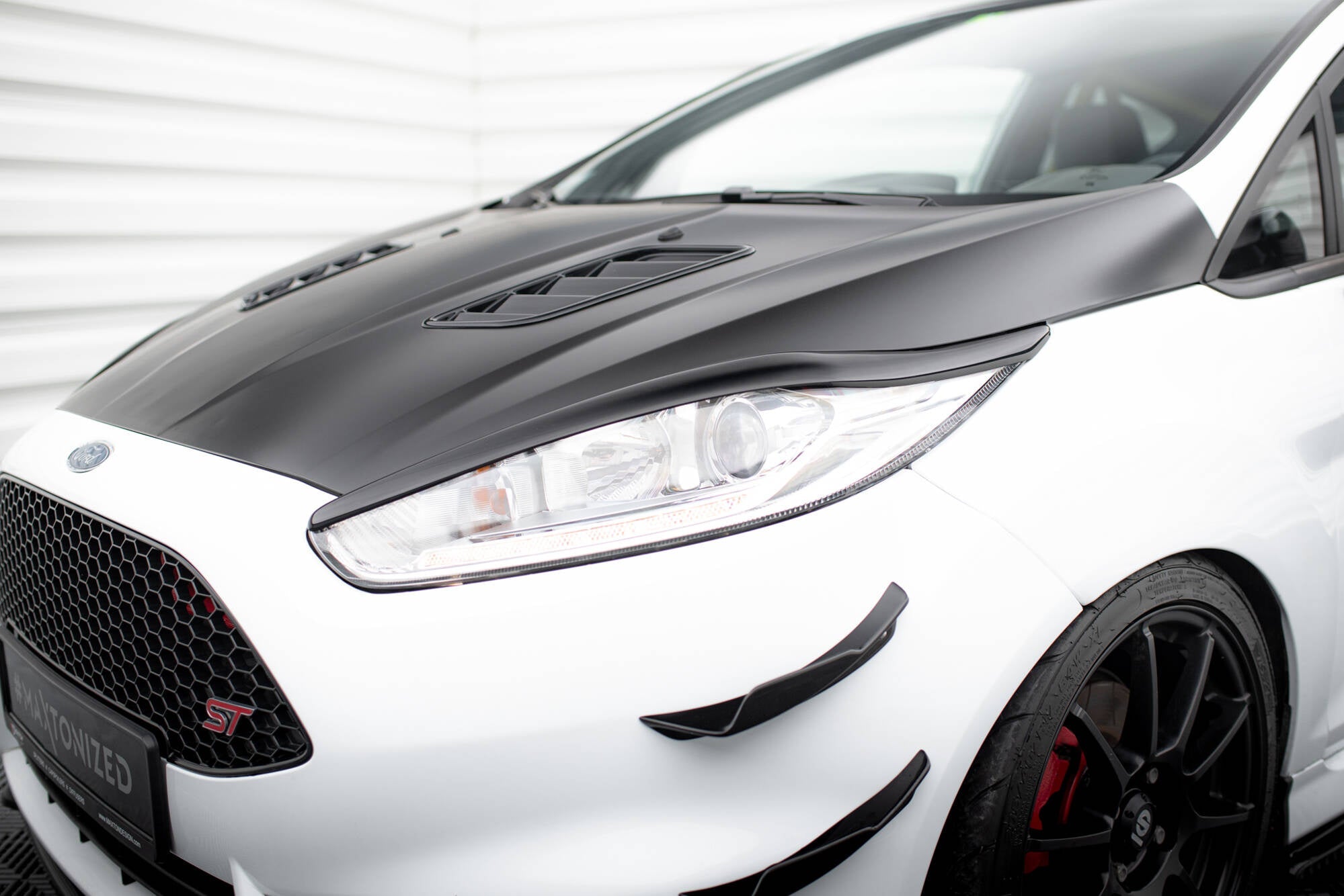 Maxton Design Eyebrows V.1 para Ford Fiesta ST / ST-Line / Standard Mk7 Facelift - imagen 5