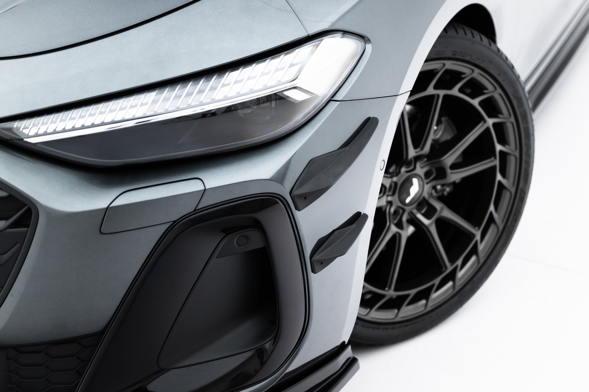 Maxton Design Paragolpes delantero Wings (Canards) para Audi A5 S-Line / S5 Sedan / Avant B10 - imagen 2