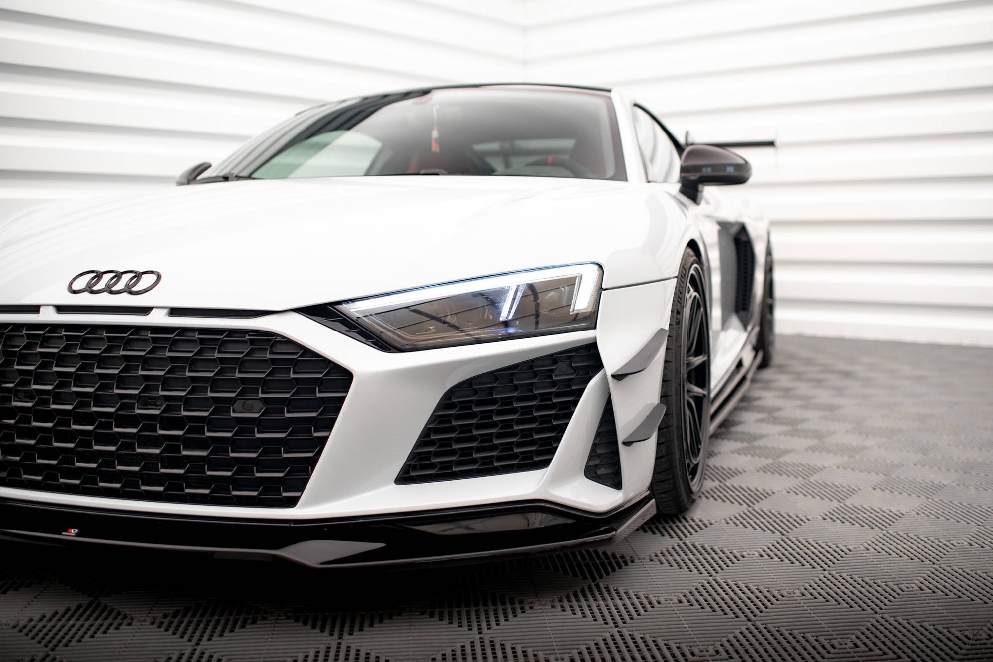 Maxton Design Paragolpes delantero Wings (Canards) para Audi R8 Mk2 Facelift - imagen 2