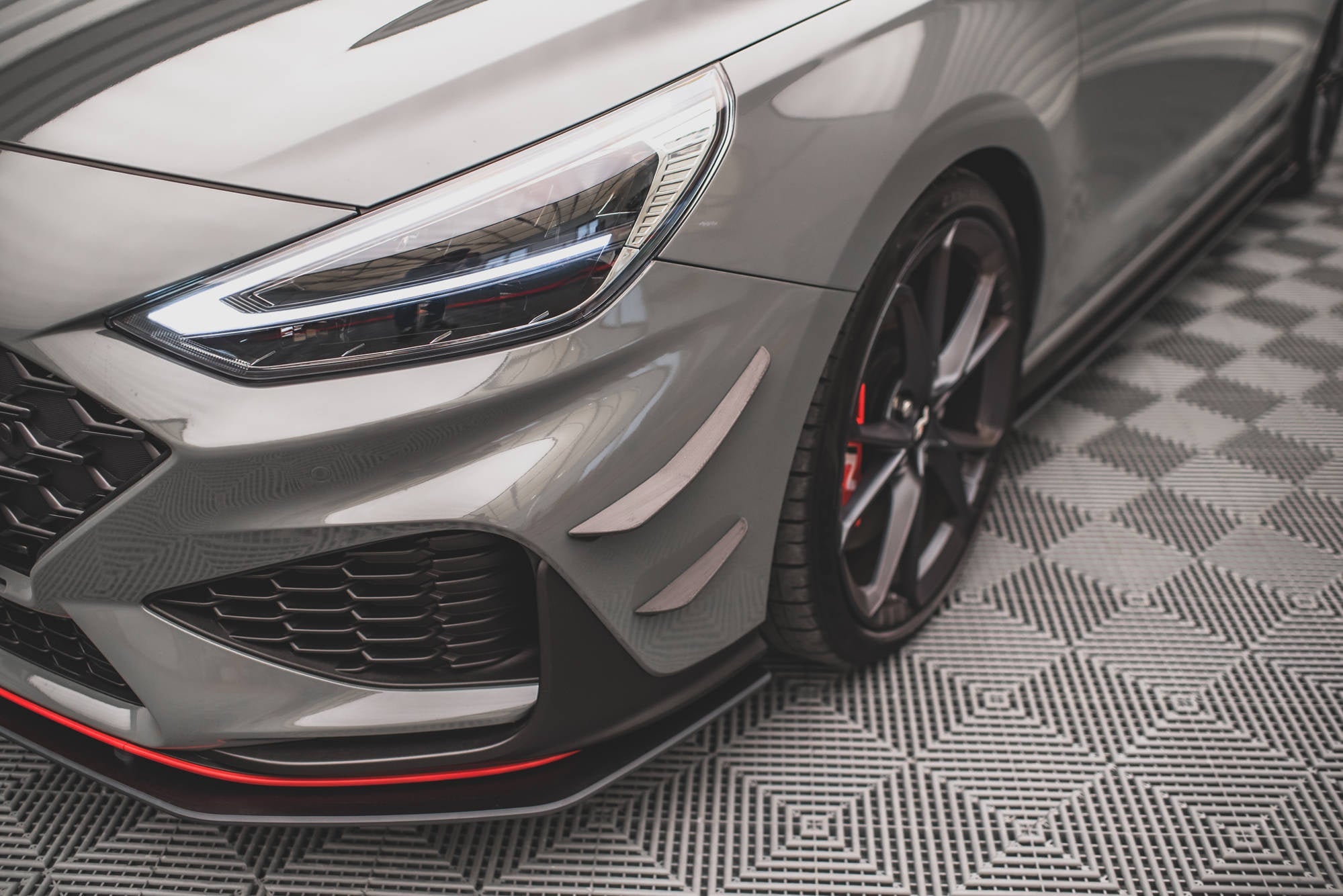 Maxton Design Paragolpes delantero Wings (Canards) para Hyundai I30 N / I30 N-Line Hatchback/Fastback Mk3 Facelift - imagen 1
