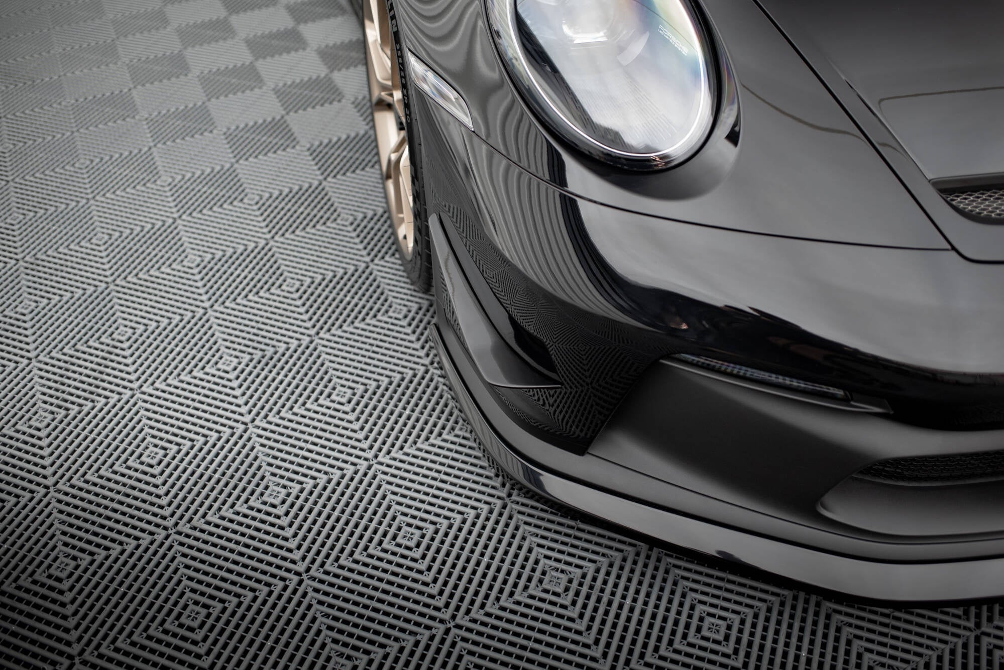 Maxton Design Paragolpes delantero Wings (Canards) para Porsche 911 992 GT3 - imagen 2
