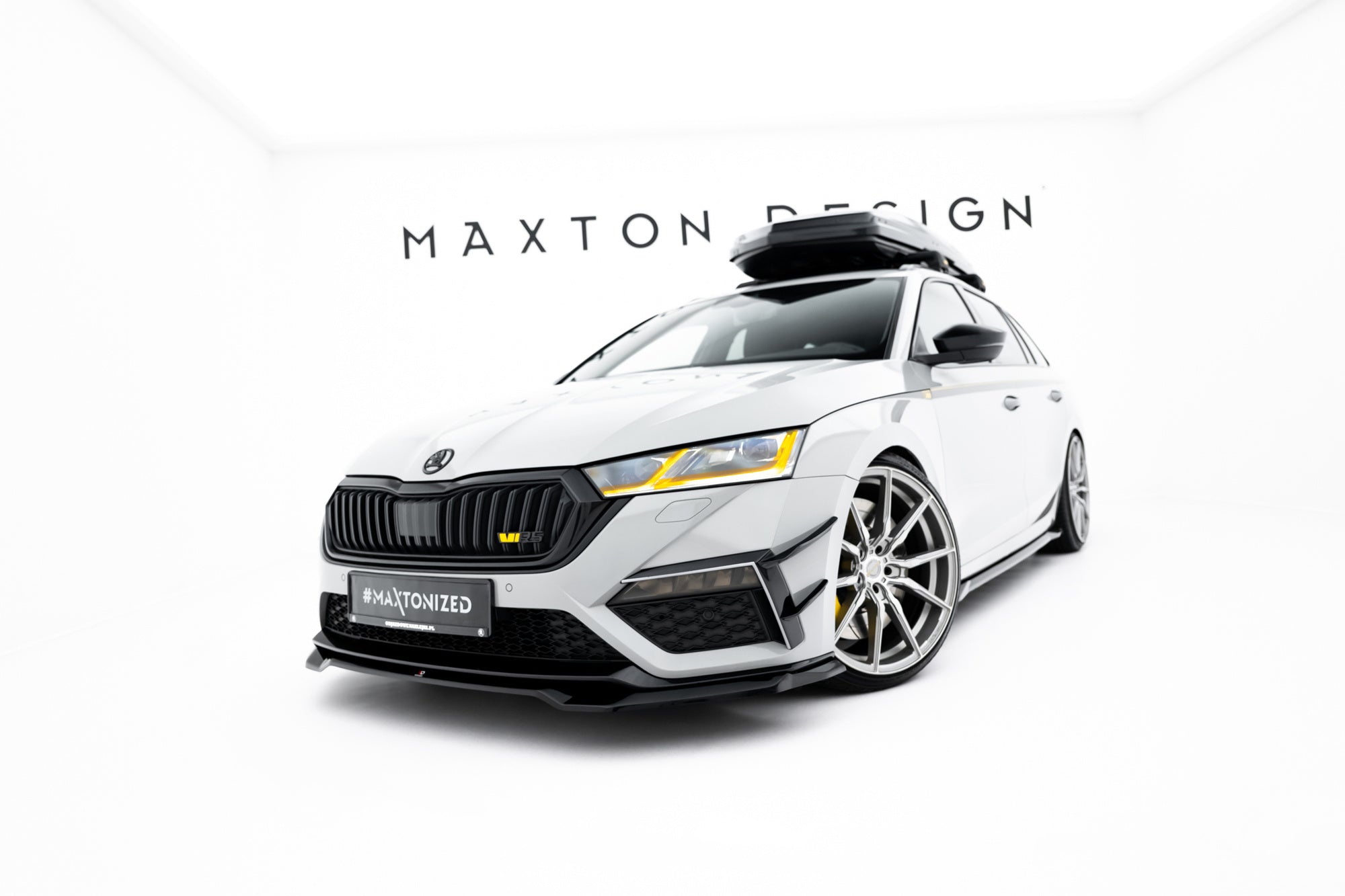 Maxton Design Paragolpes delantero Wings (Canards) para Skoda Octavia RS Mk4 - imagen 4