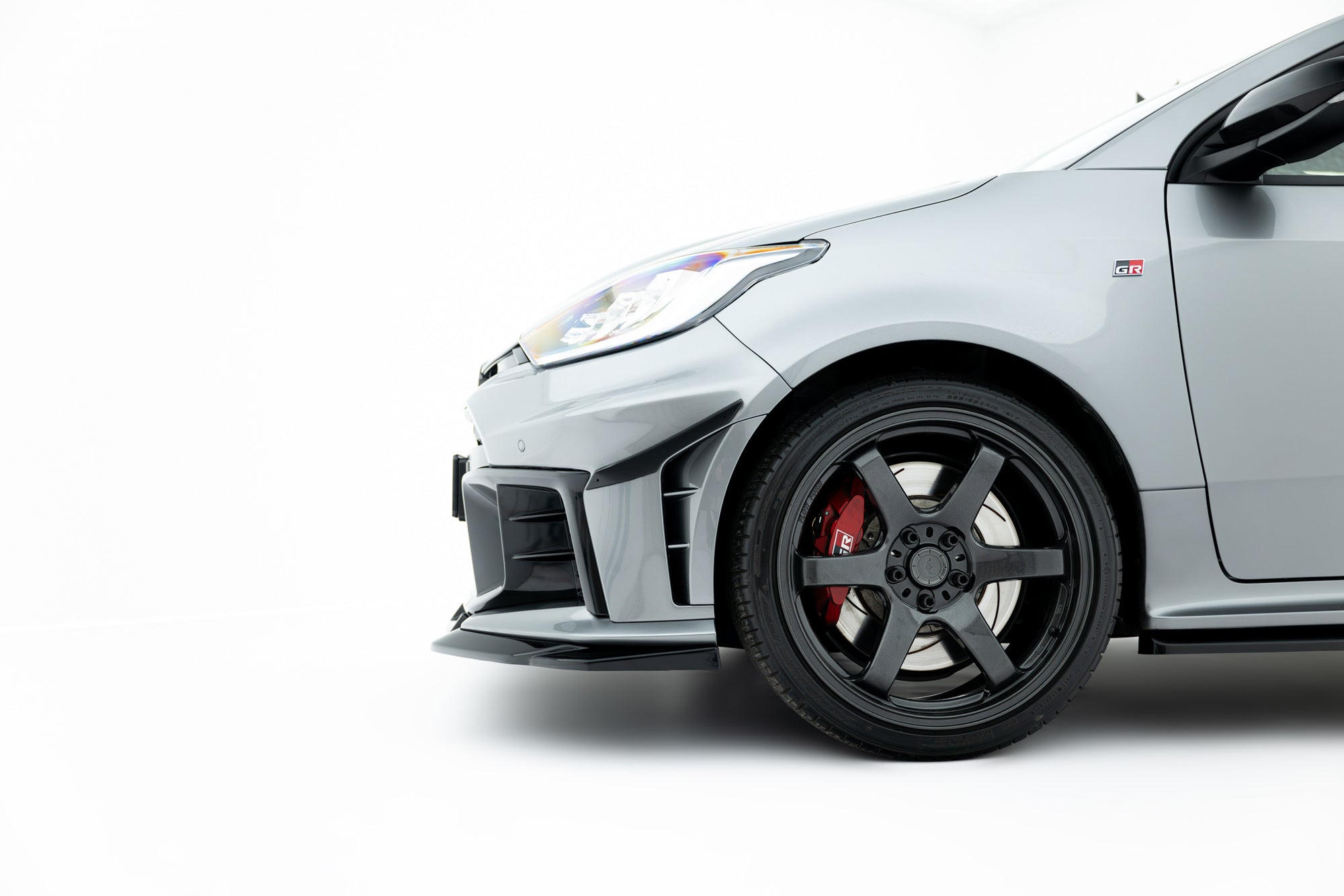 Maxton Design Paragolpes delantero Wings (Canards) para Toyota GR Yaris Mk4 Facelift - imagen 3