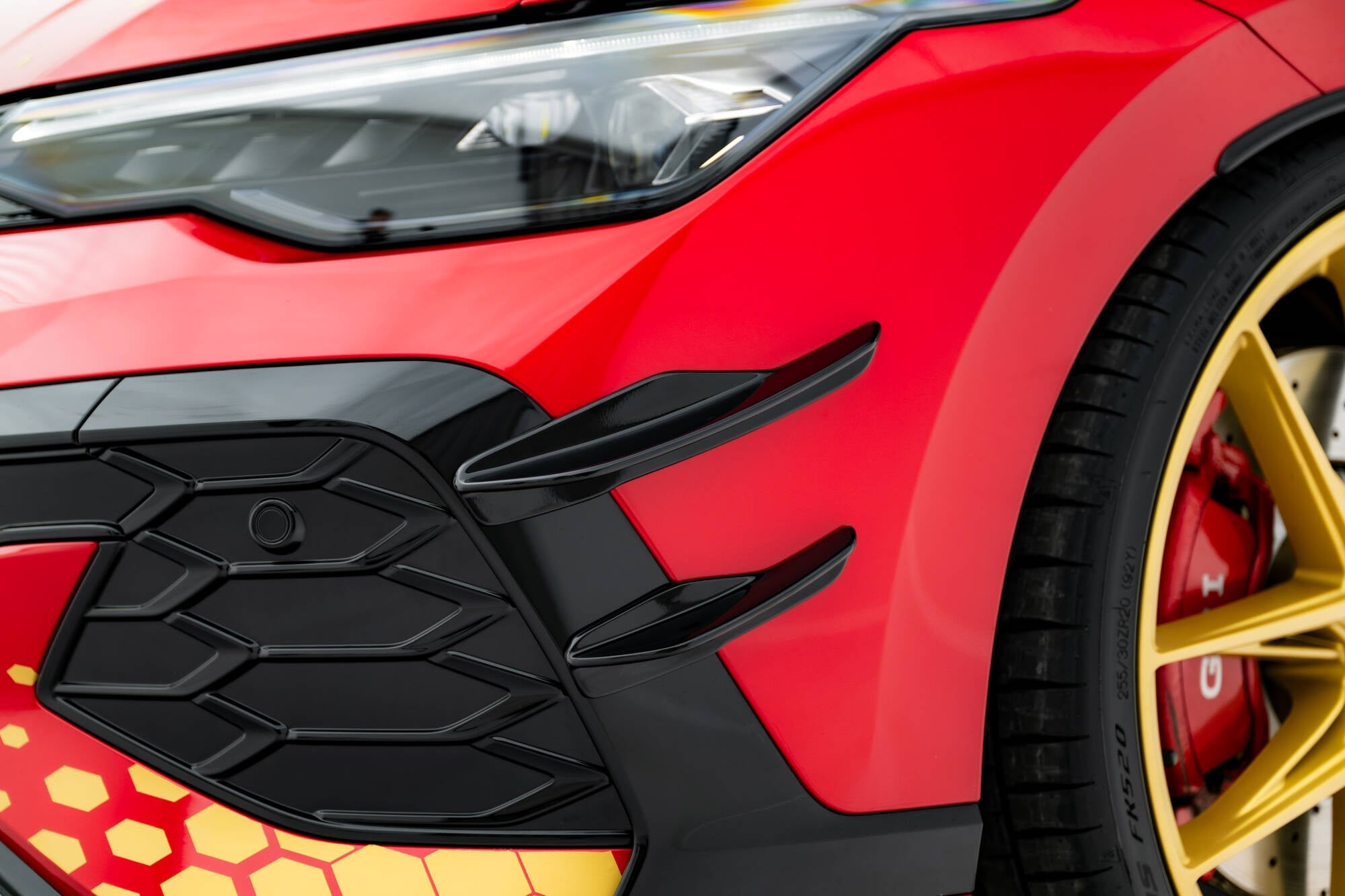 Maxton Design Paragolpes delantero Wings (Canards) para Volkswagen Golf GTI Clubsport Mk8 Facelift - imagen 5