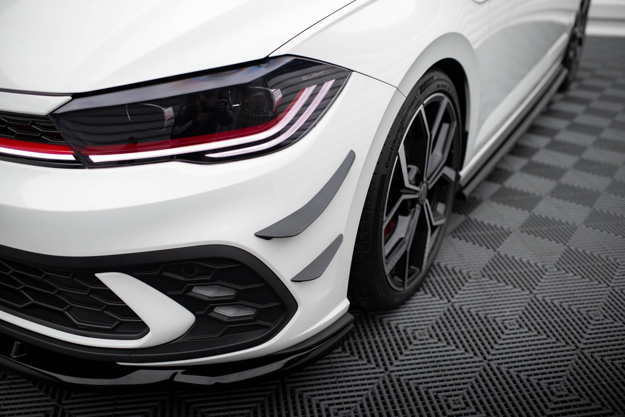 Maxton Design Paragolpes delantero Wings (Canards) para Volkswagen Polo GTI Mk6 Facelift - imagen 2