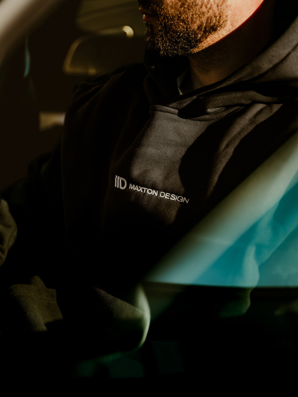 Maxton Design Black Hoodie Maxton Design - imagen 2