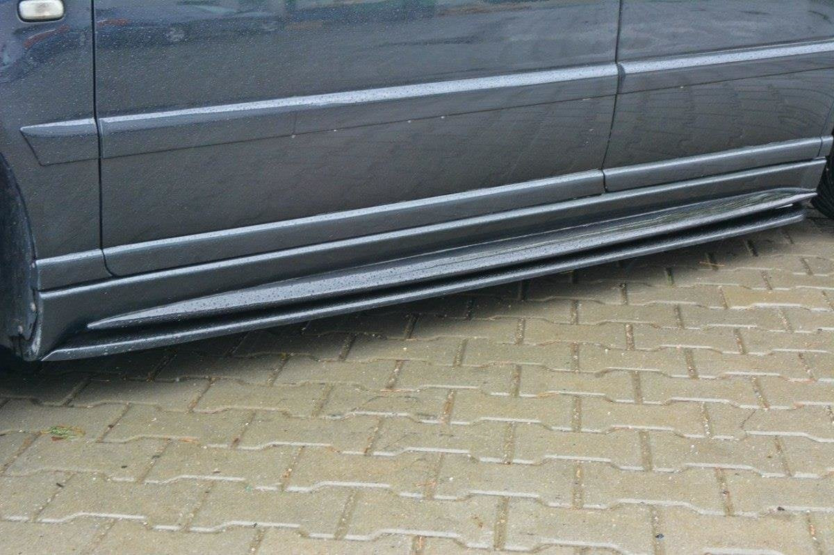 Maxton Design Difusores de taloneras laterales para Audi S4 Avant B5 - imagen 3