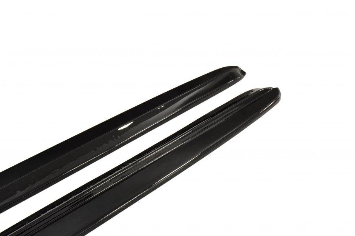 Maxton Design Difusores de taloneras laterales para Audi S4 Avant B5 - imagen 6