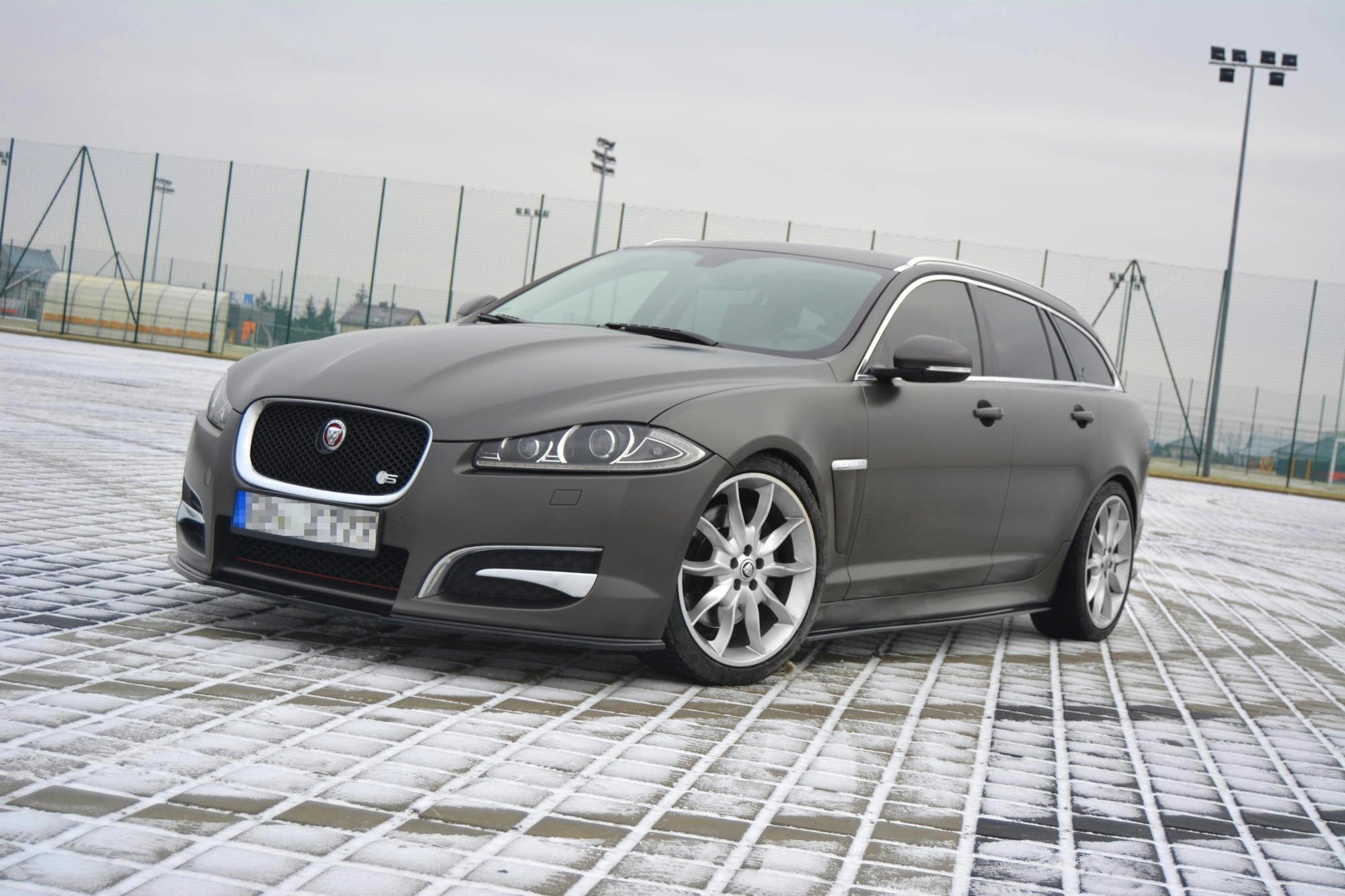 Maxton Design Difusores de taloneras laterales para Jaguar XF (X250) Mk1 Sportbrake S-PACK - imagen 4
