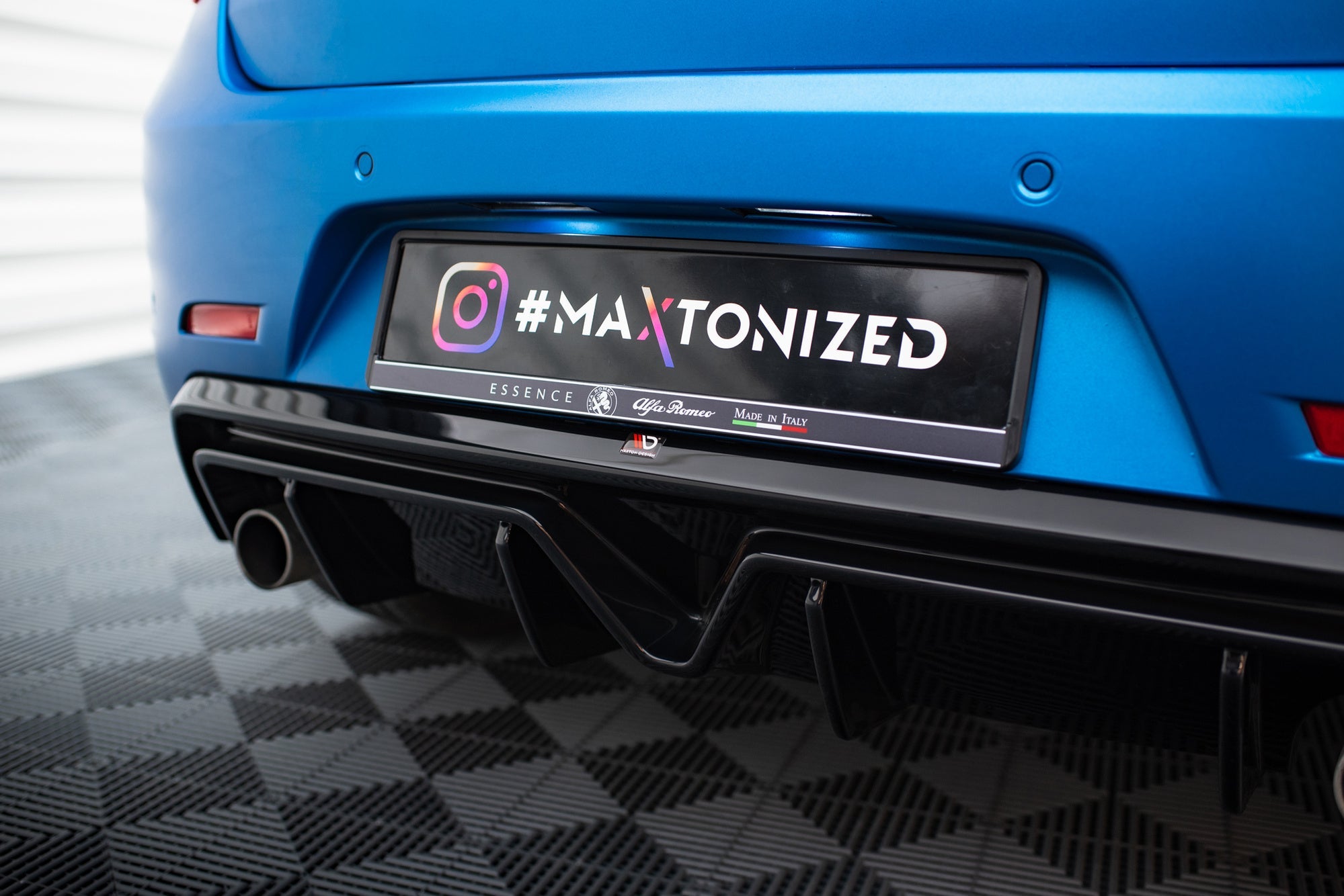 Maxton Design Difusor trasero para Alfa Romeo Giulietta (Exhaust On Both Sides Version) - imagen 3