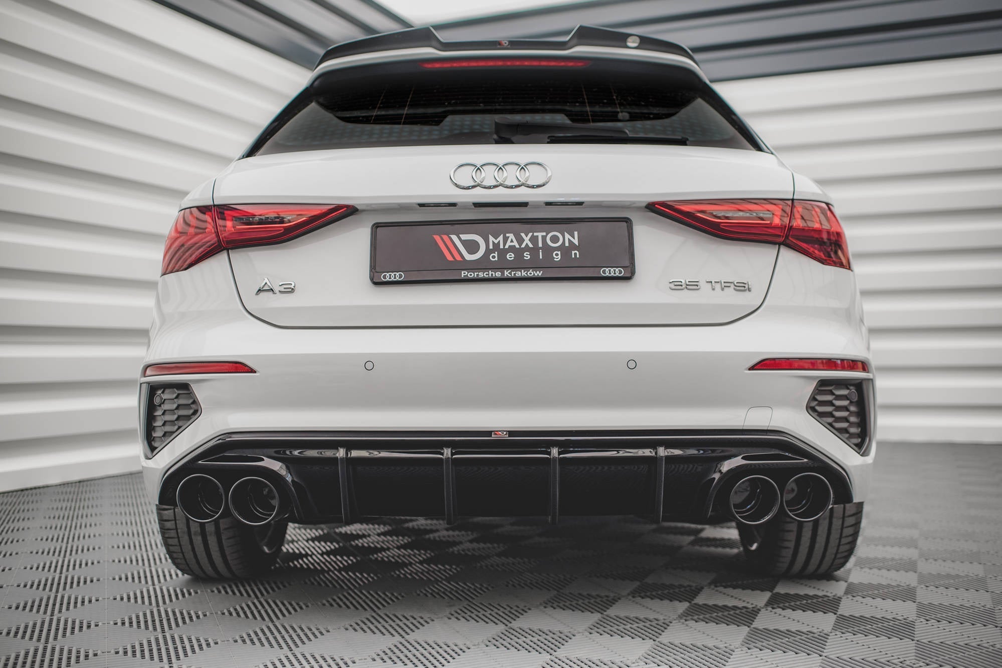 Maxton Design Difusor trasero + Exhaust Ends Imitation para Audi A3 S-Line Sportback 8Y - imagen 1