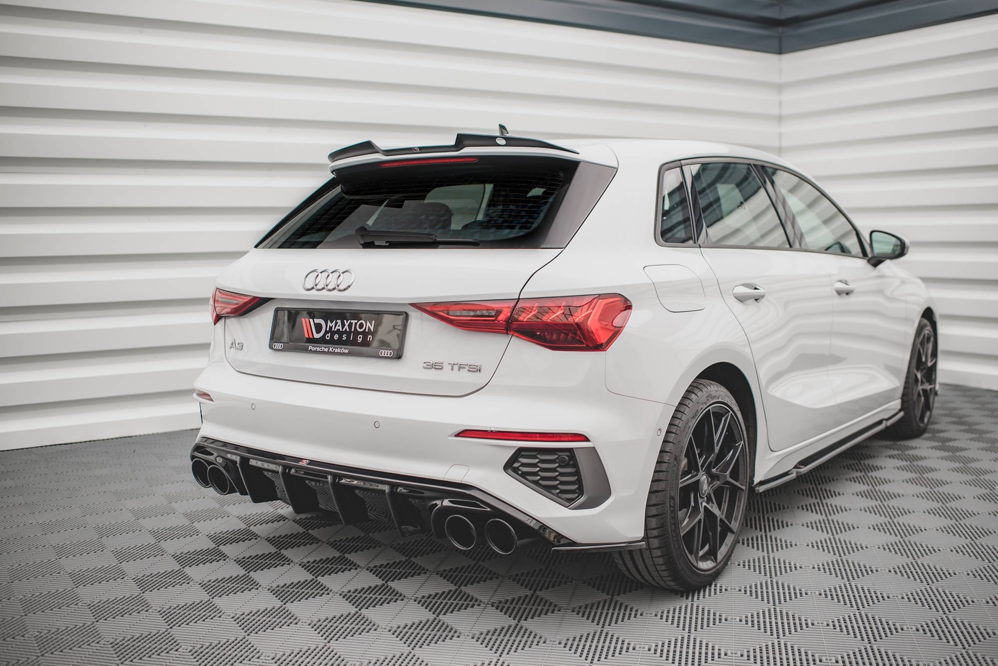 Maxton Design Difusor trasero + Exhaust Ends Imitation para Audi A3 S-Line Sportback 8Y - imagen 4