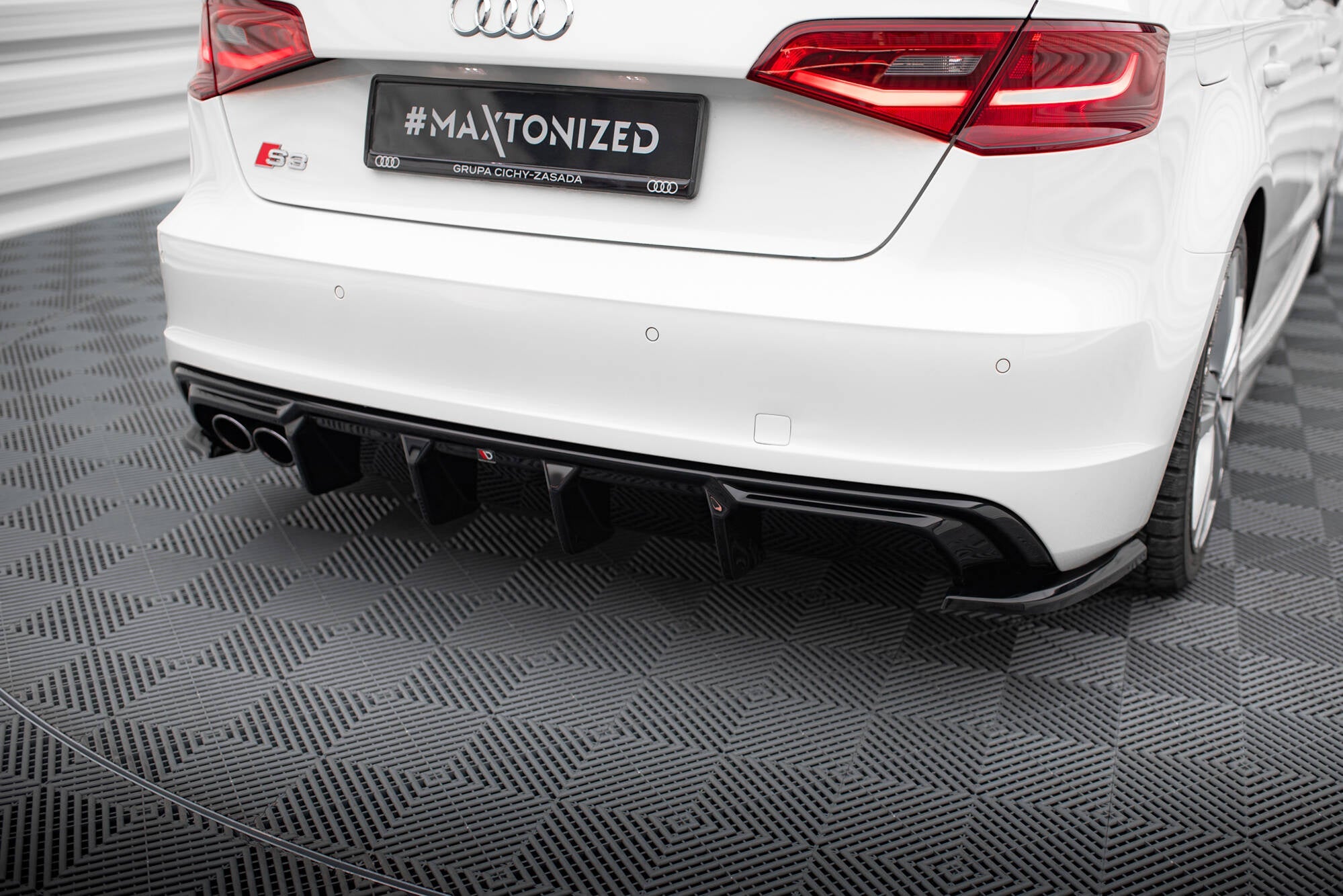 Maxton Design Difusor trasero para Audi A3 S-Line Sportback 8V - imagen 1