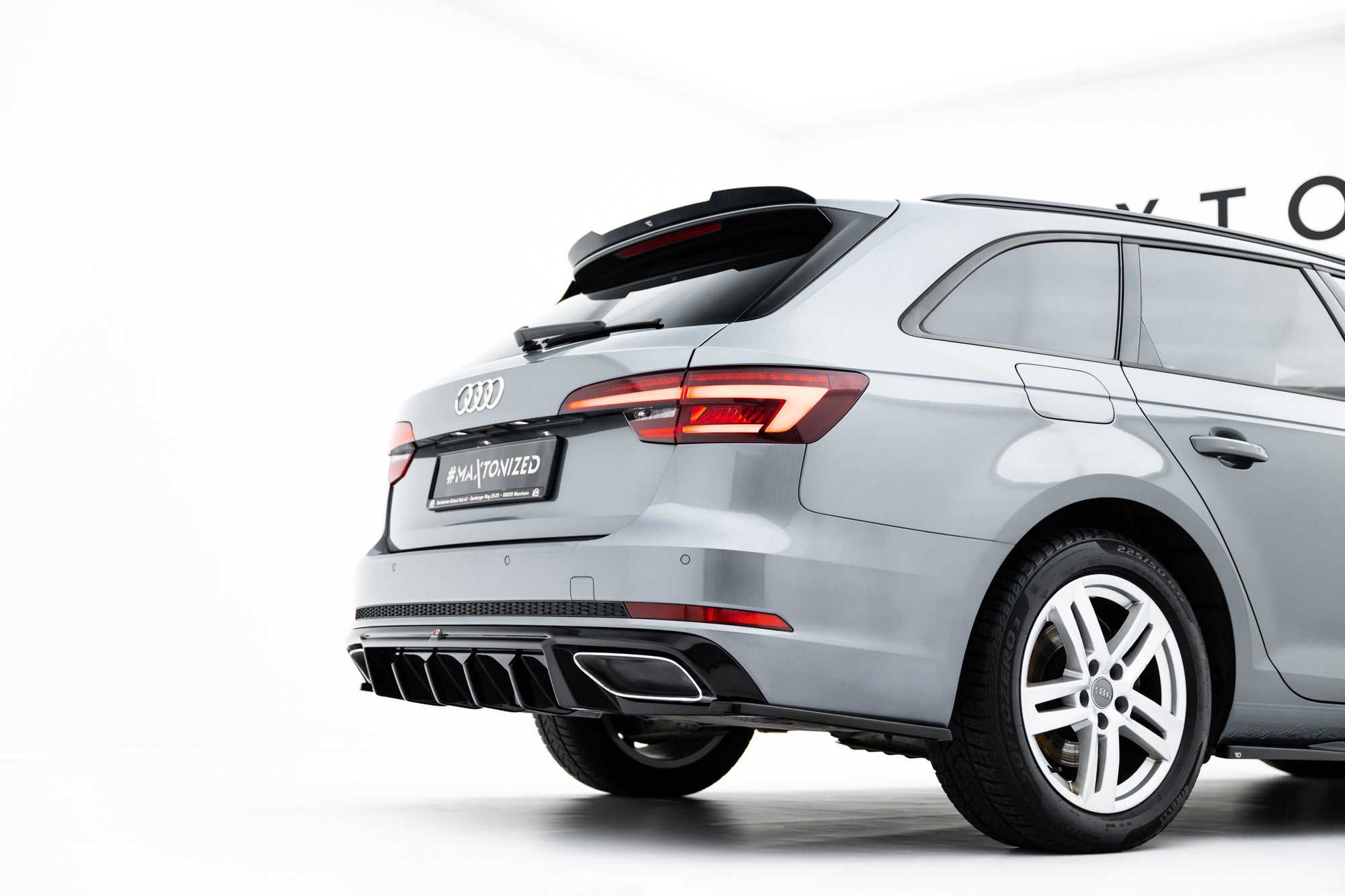 Maxton Design Difusor trasero para Audi A4 / A4 S-Line Sedan / Avant B9 - imagen 4