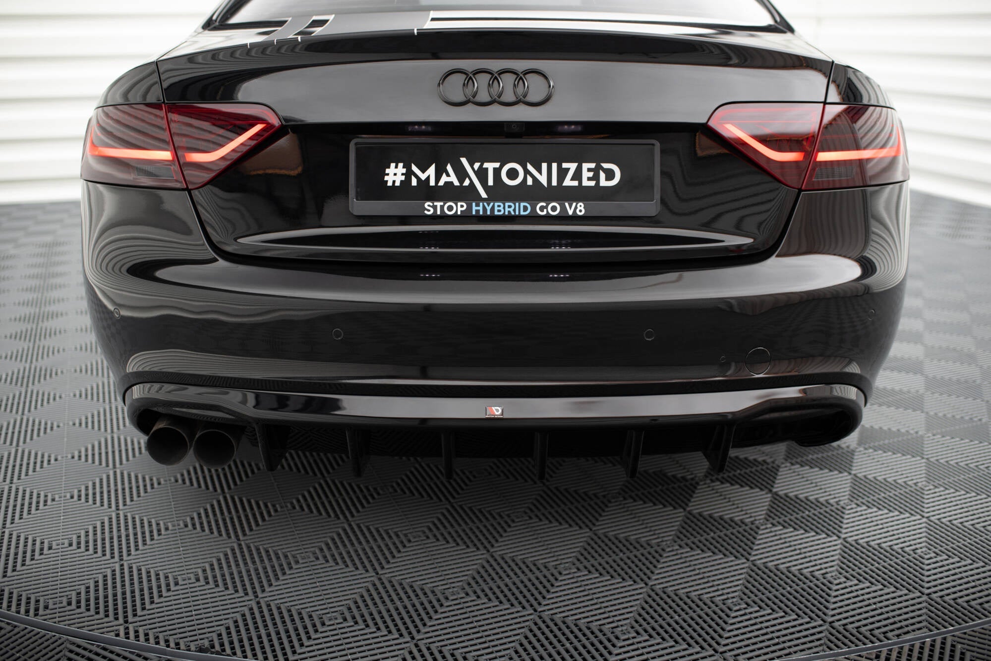 Maxton Design Difusor trasero para Audi A5 Coupe / Cabrio S-Line 8T (Single side dual Exhaust version) - imagen 4