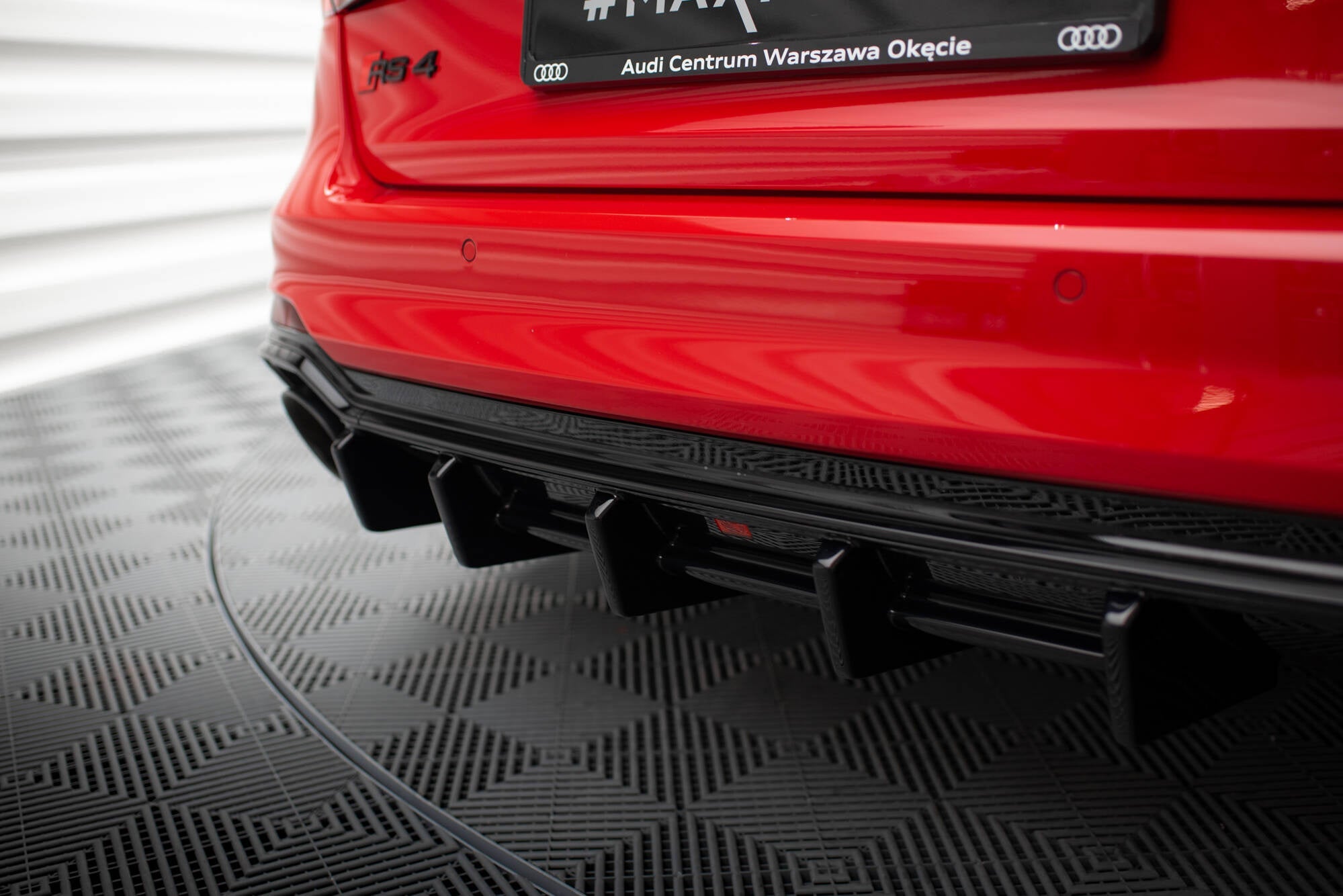 Maxton Design Difusor trasero para Audi RS4 B9 / B9 Facelift - imagen 5