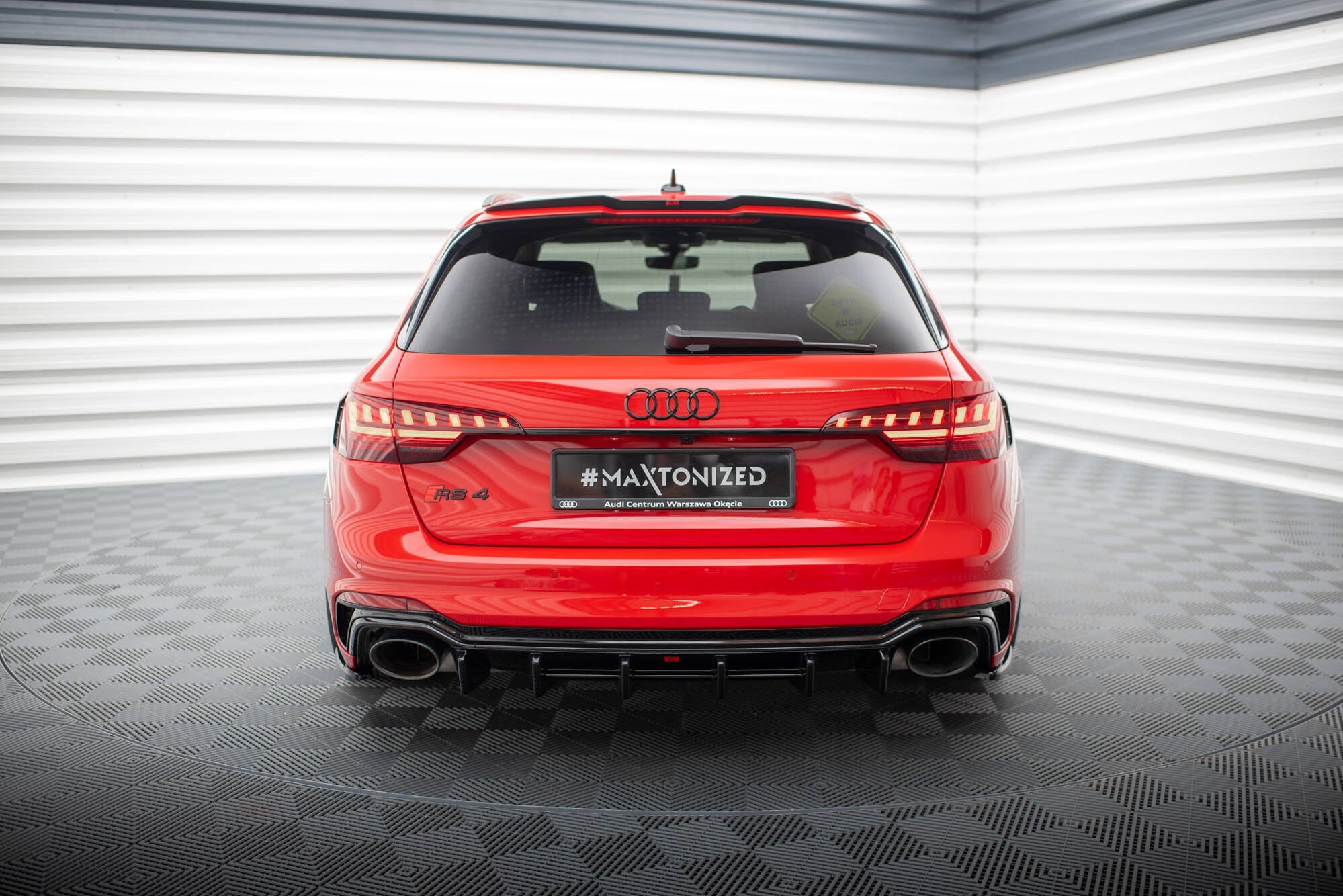 Maxton Design Difusor trasero para Audi RS4 B9 / B9 Facelift - imagen 4