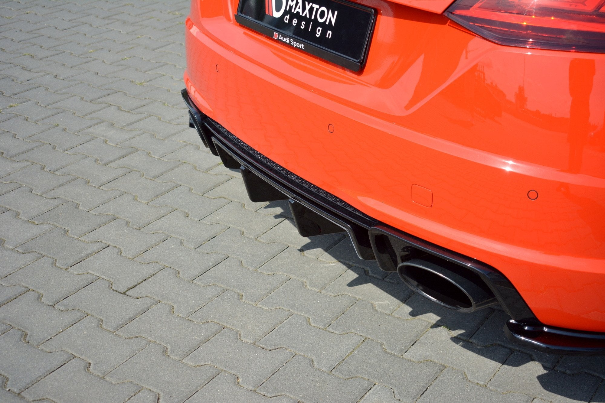 Maxton Design Difusor trasero para Audi TT RS 8S - imagen 2