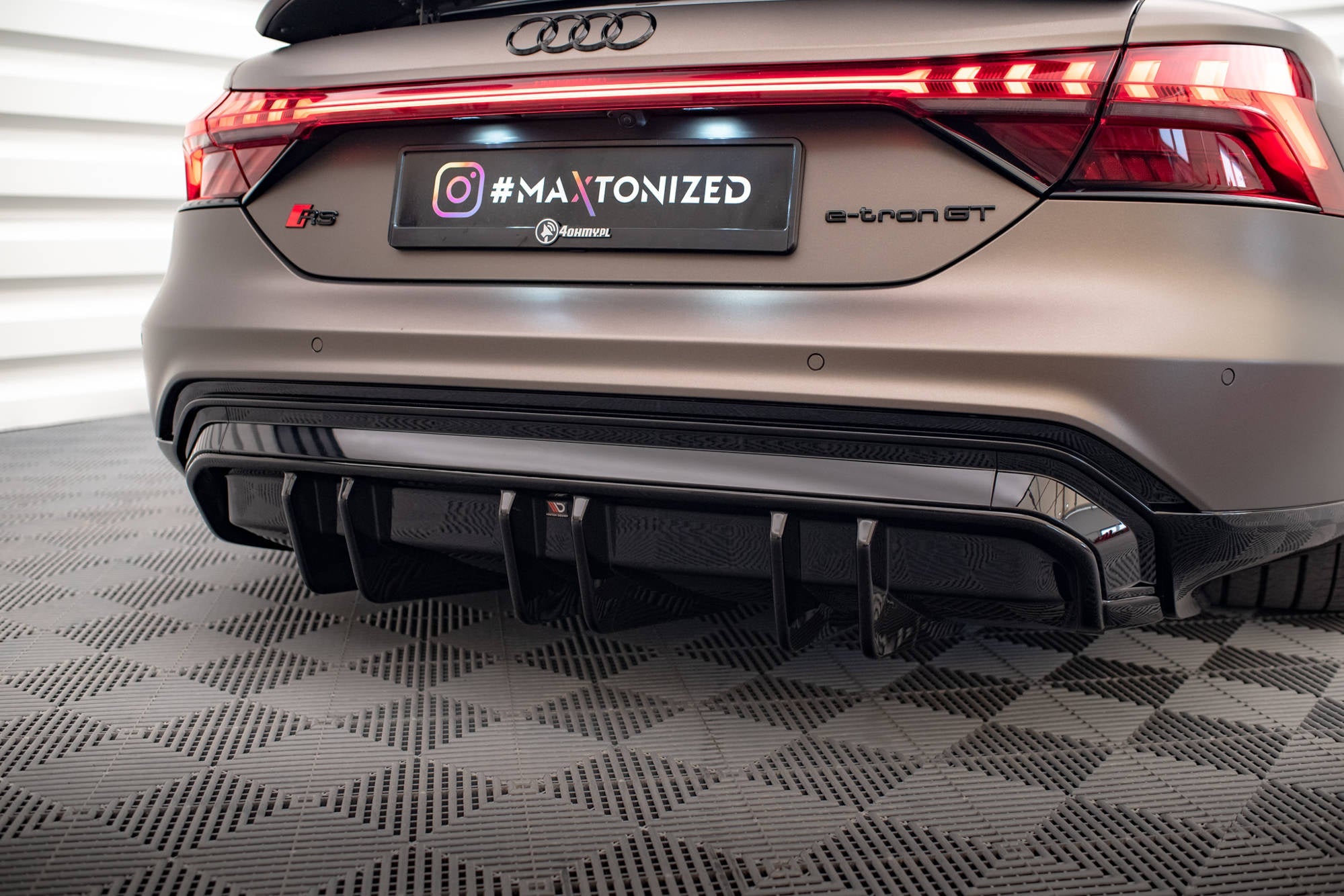 Maxton Design Difusor trasero para Audi e-Tron GT / RS GT Mk1 - imagen 3