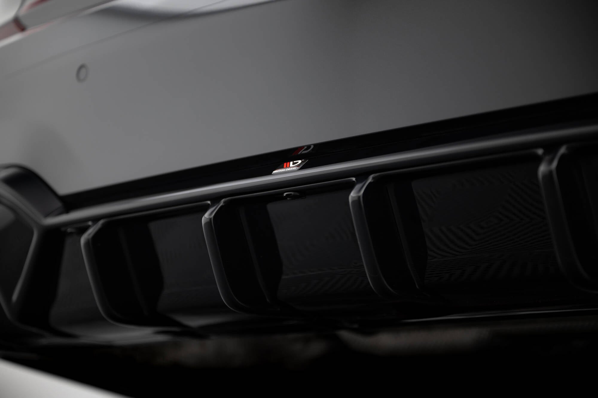 Maxton Design Difusor trasero para BMW 3 M-Pack G20 / G21 (para car with towbar) - imagen 4