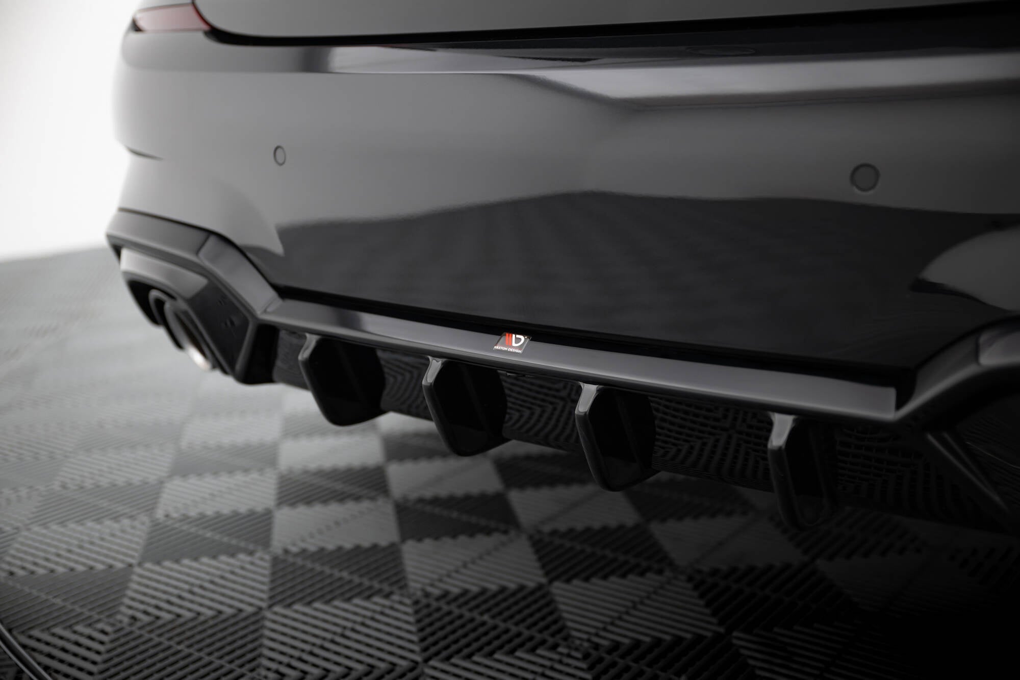 Maxton Design Difusor trasero para BMW 3 M-Pack G20 / G21 (para car with towbar) - imagen 5