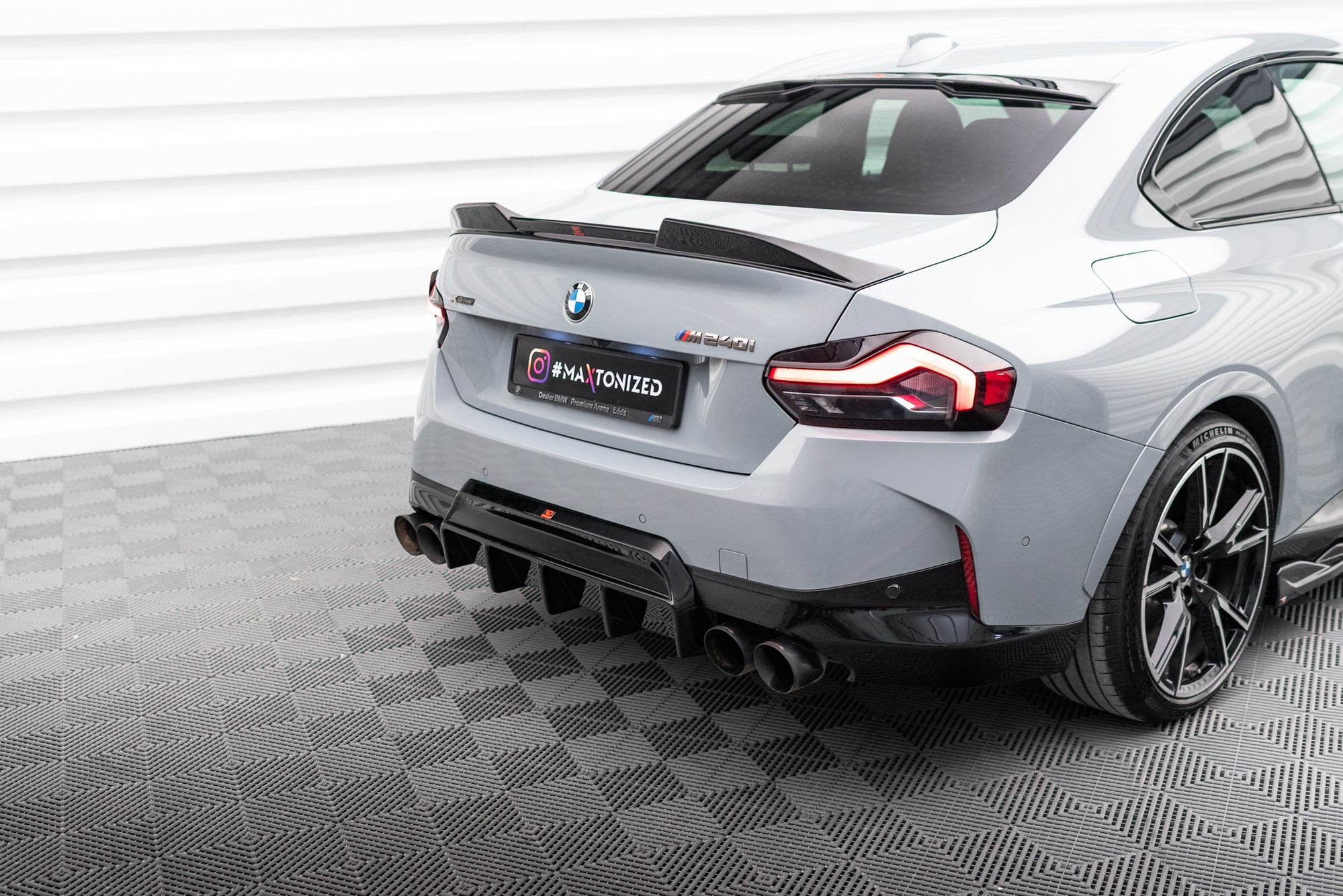 Maxton Design Difusor trasero para BMW M240i Coupe G42 - imagen 4
