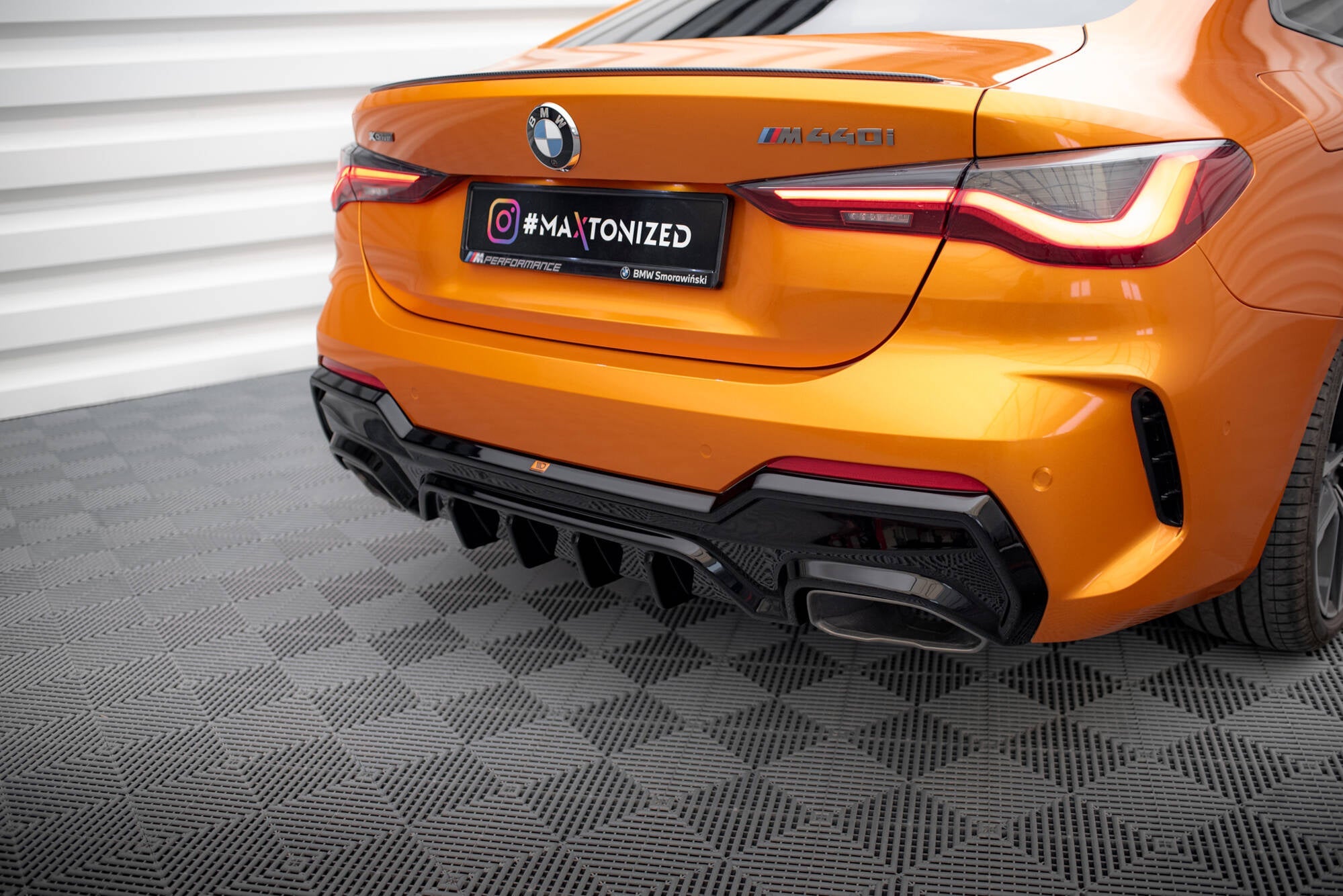 Maxton Design Difusor trasero para BMW M440i / M440d G22 / G23 / G22 Facelift / G23 Facelift - imagen 3