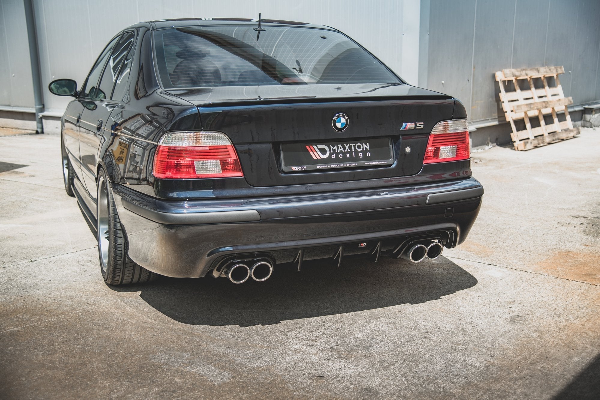 Maxton Design Difusor trasero para BMW M5 / 5 M-Pack E39 - imagen 6