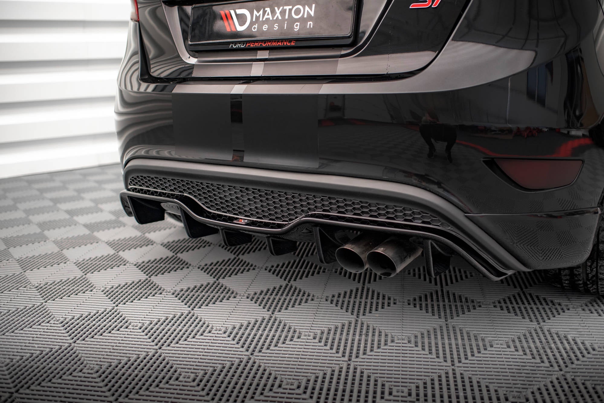 Maxton Design Difusor trasero para Ford Fiesta ST (5 door version) Mk7 Facelift - imagen 3