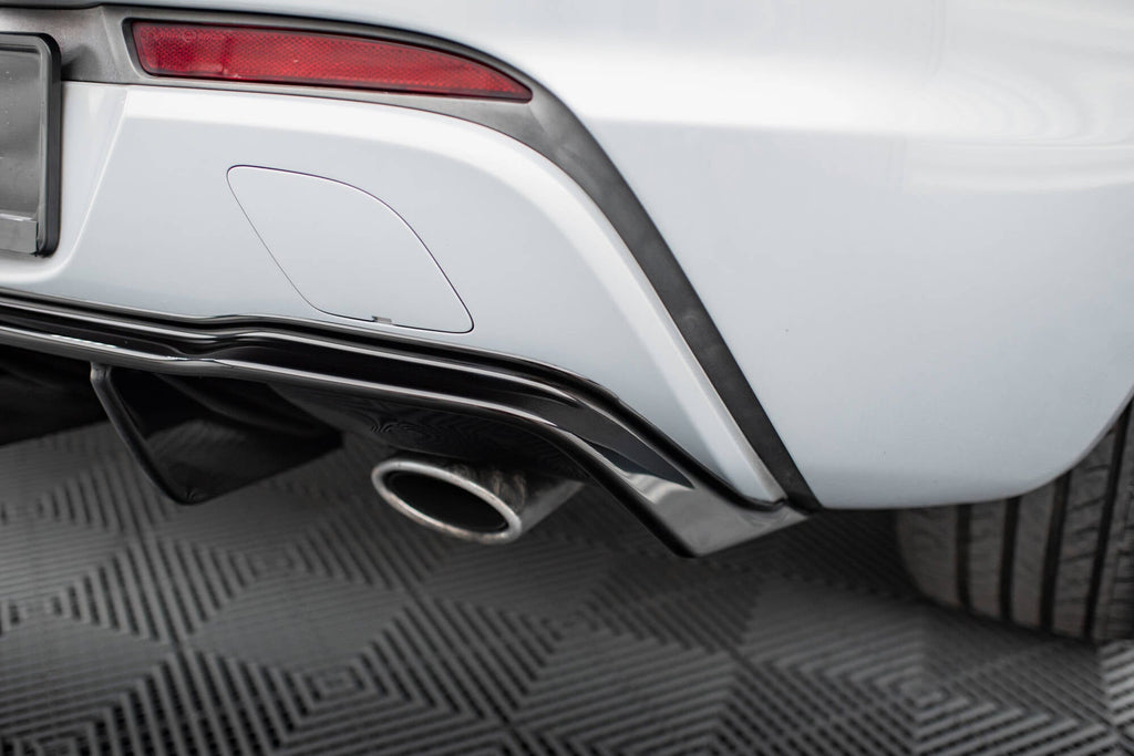 Maxton Design Difusor trasero para Opel Astra GTC OPC-Line J (Version with single Exhausts on both sides) - imagen 4