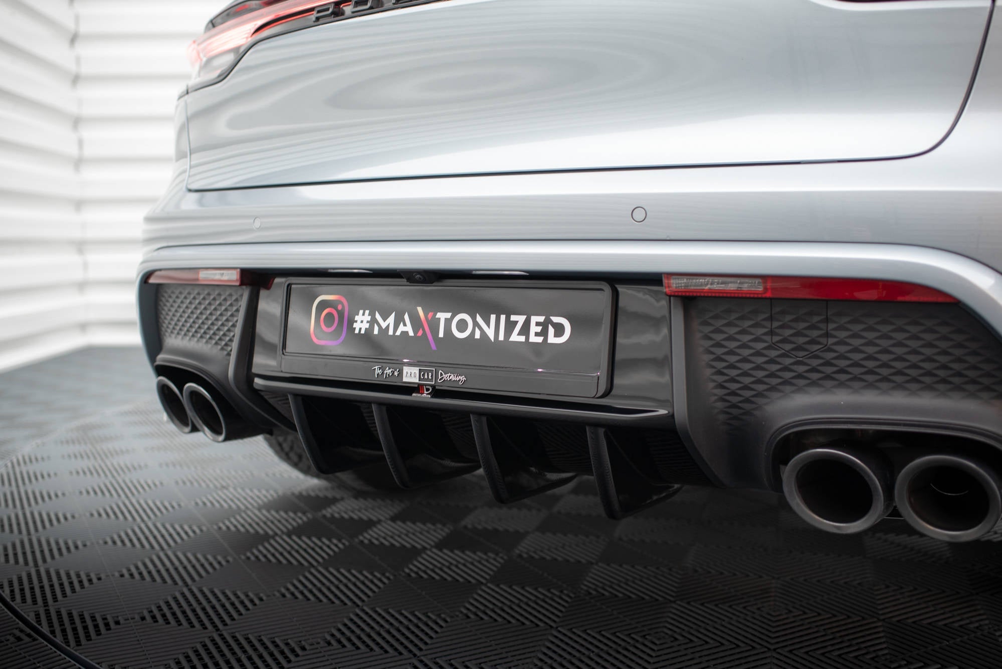 Maxton Design Difusor trasero para Porsche Macan Mk1 Facelift 2 - imagen 2
