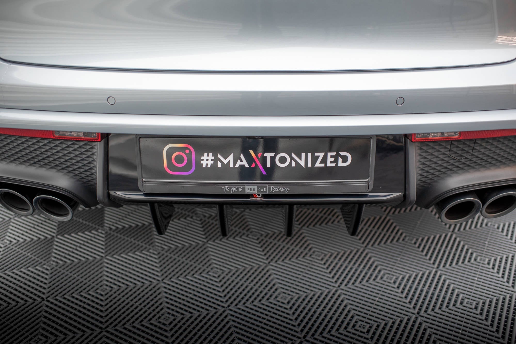 Maxton Design Difusor trasero para Porsche Macan Mk1 Facelift 2 - imagen 3