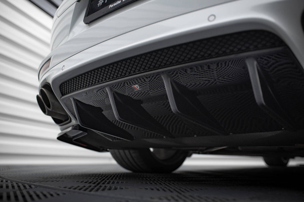 Maxton Design Difusor trasero para Porsche Panamera GTS 971 - imagen 3