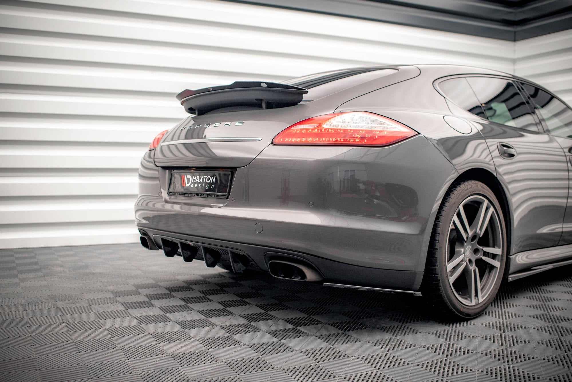 Maxton Design Difusor trasero para Porsche Panamera / Panamera Diesel 970 - imagen 3