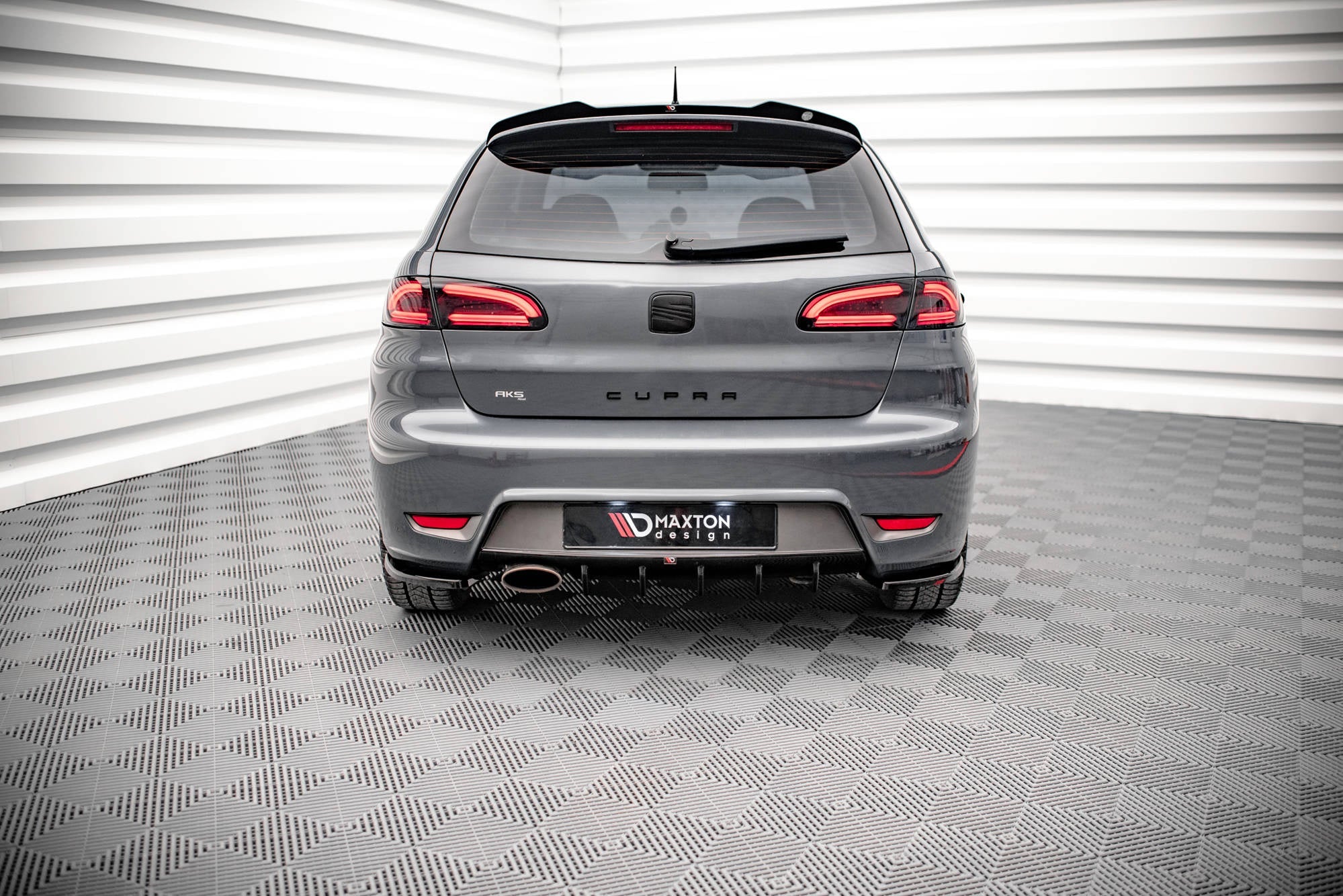 Maxton Design Difusor trasero para Seat Ibiza Cupra Mk3 - imagen 1