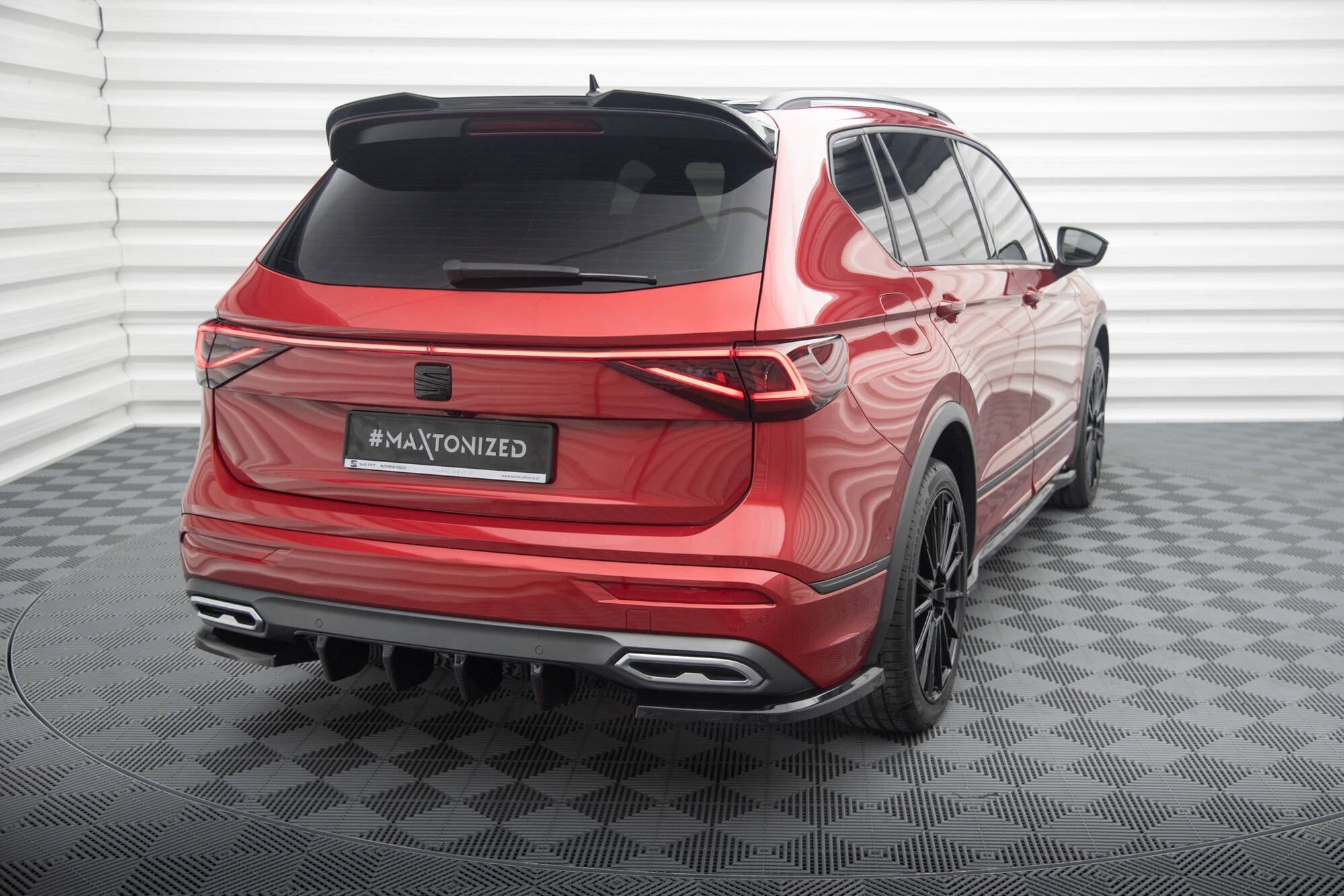 Maxton Design Difusor trasero para Seat Tarraco FR Mk1 - imagen 1
