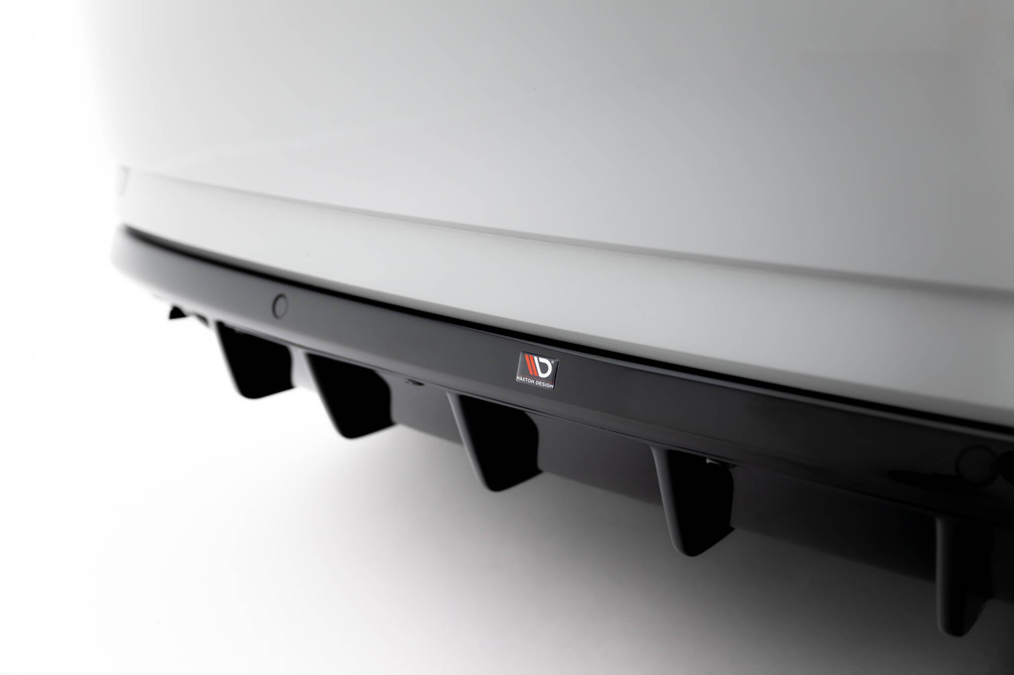 Maxton Design Difusor trasero V.2 para Skoda Superb Liftback / Combi Mk3 - imagen 2
