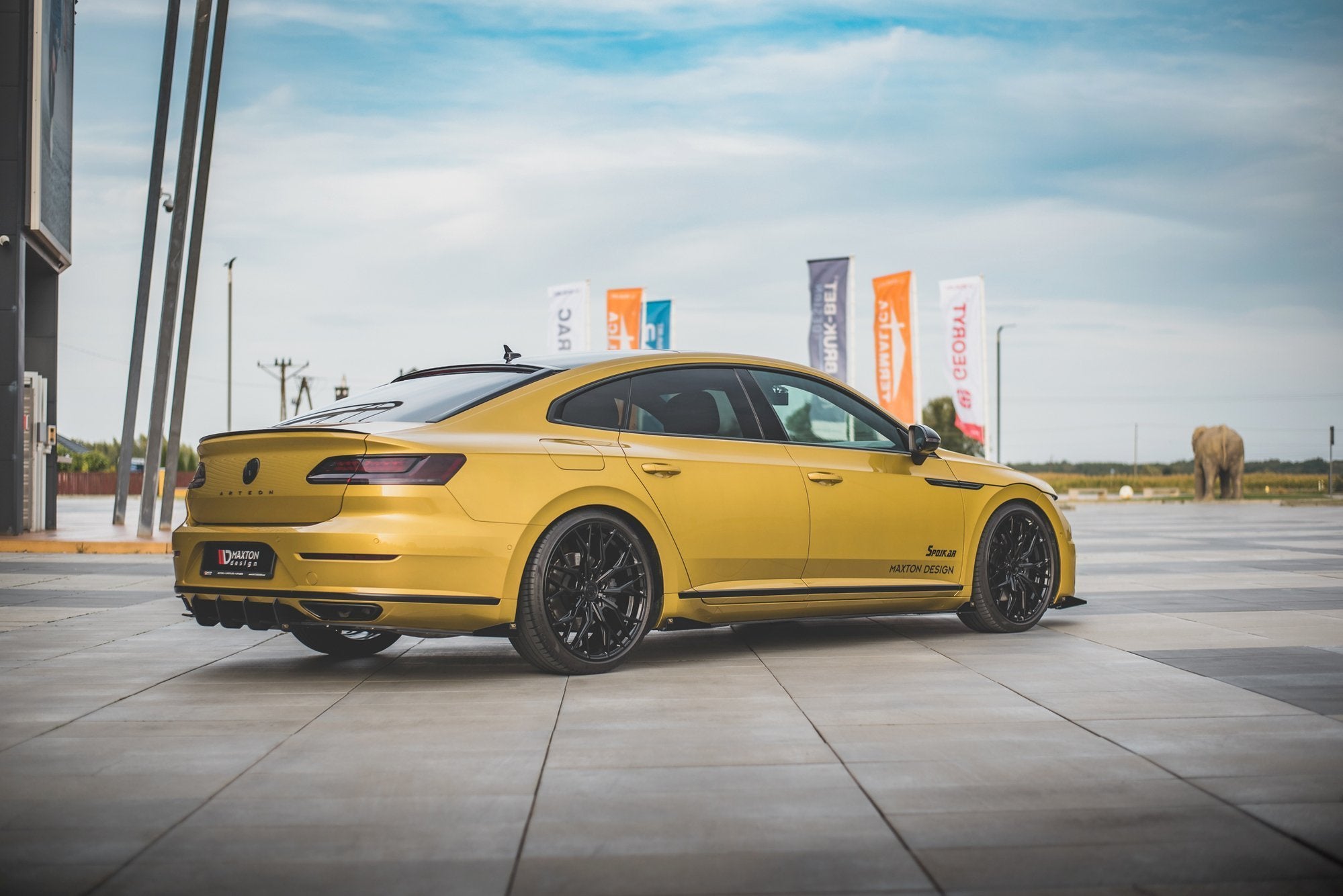 Maxton Design Street Pro Rear Valance + Flaps para Volkswagen Arteon R-Line Sedan / Shooting Brake Mk1 - imagen 2