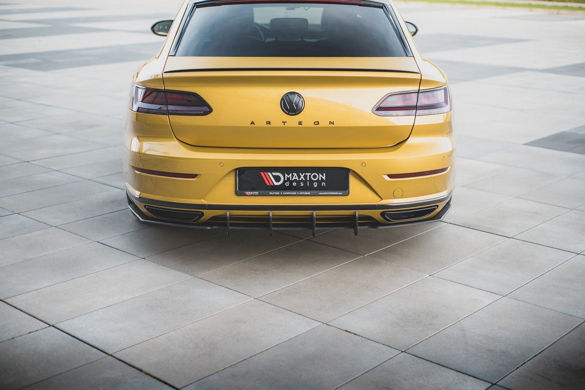 Maxton Design Street Pro Rear Valance para Volkswagen Arteon R-Line Sedan / Shooting Brake Mk1 - imagen 1