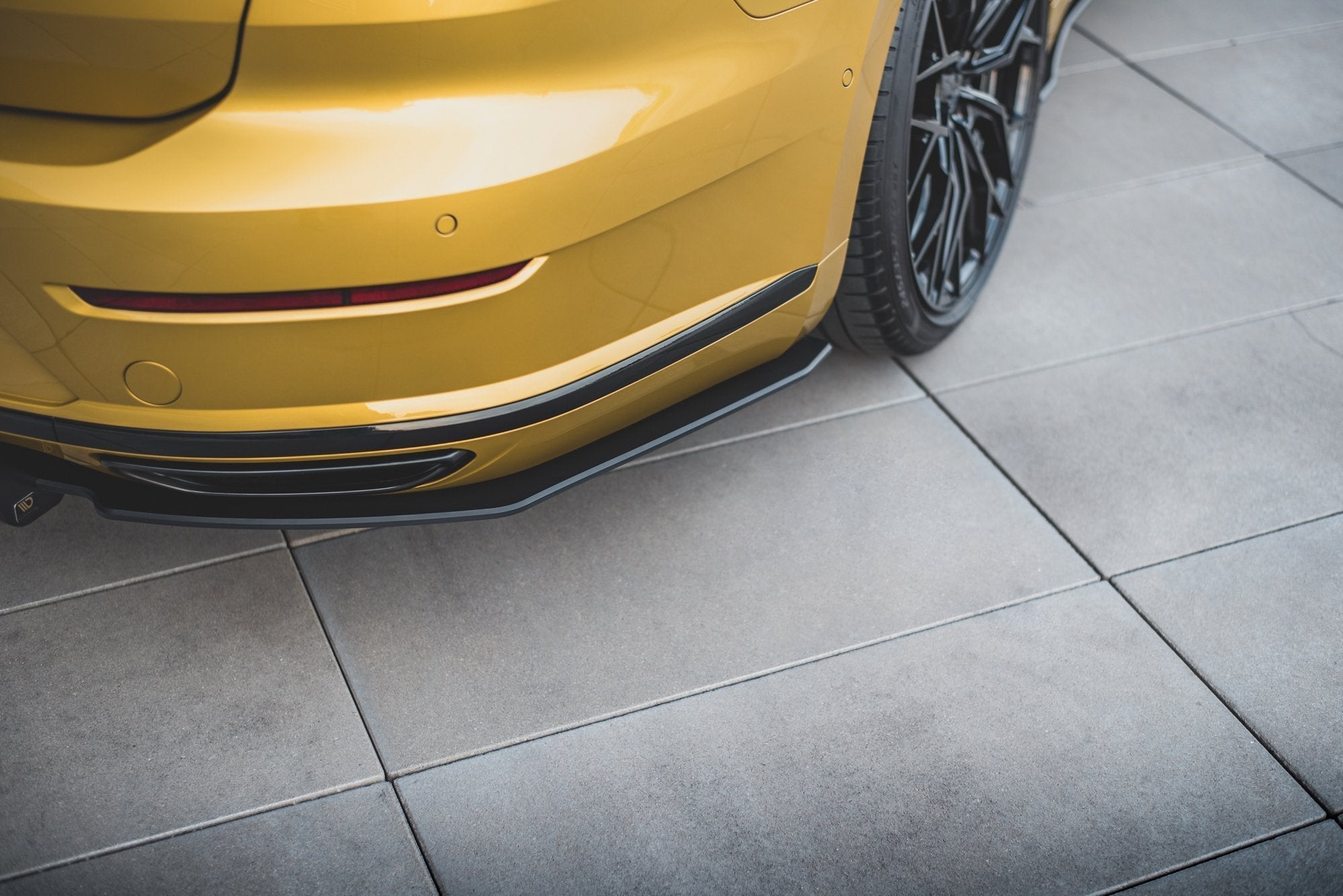 Maxton Design Street Pro Rear Valance para Volkswagen Arteon R-Line Sedan / Shooting Brake Mk1 - imagen 3