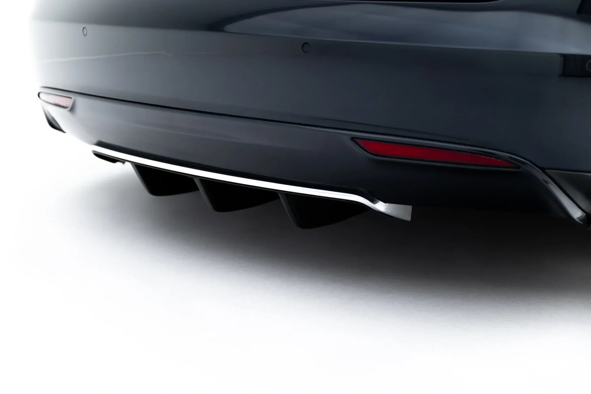 Maxton Design Difusor trasero para Tesla Model S Mk1 - imagen 3
