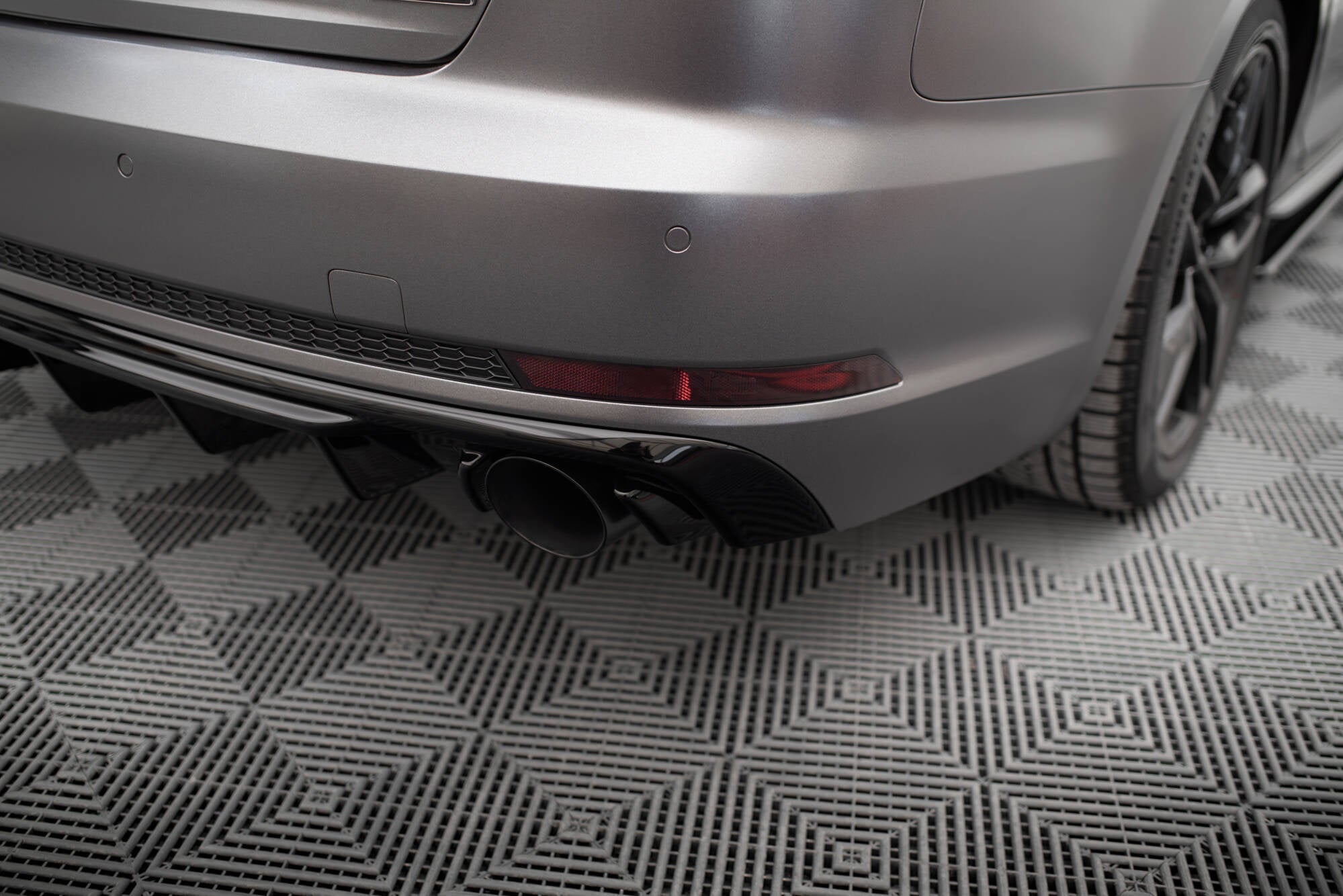 Maxton Design Difusor trasero V.1 para Audi A4 S-line B9 (Version with single Exhaust tips on both sides) - imagen 2