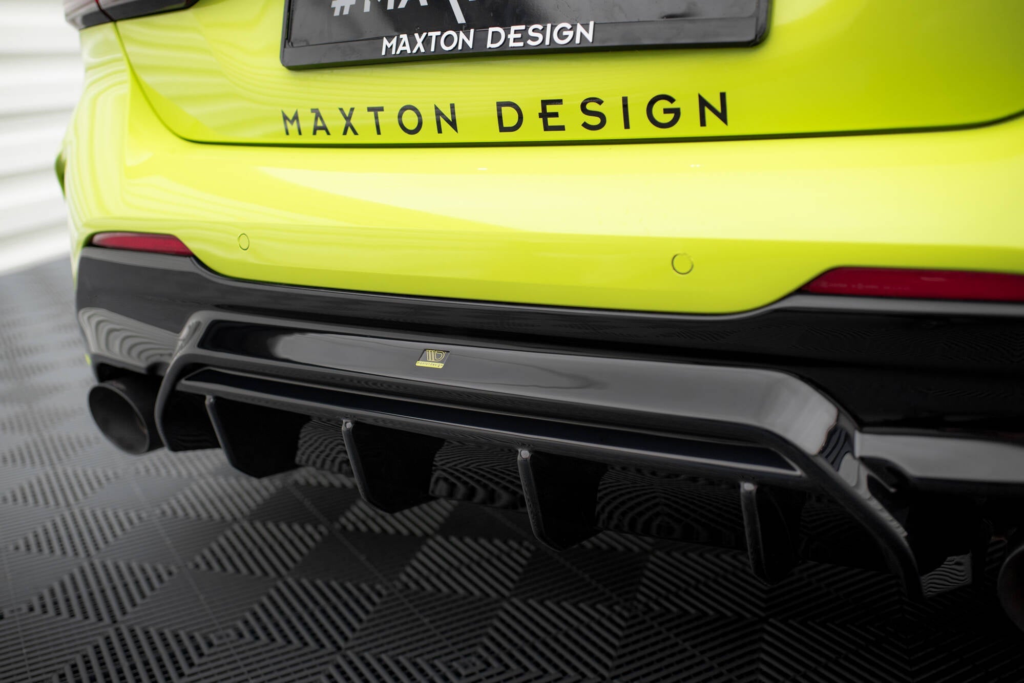 Maxton Design Difusor trasero V.1 para BMW 1 F40 M-Pack/ M135i - imagen 3