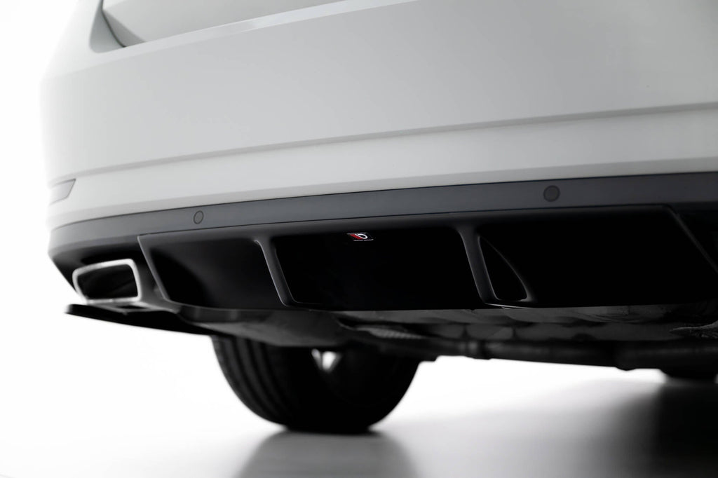 Maxton Design Difusor trasero V.1 para Skoda Superb Liftback / Combi Mk3 - imagen 2