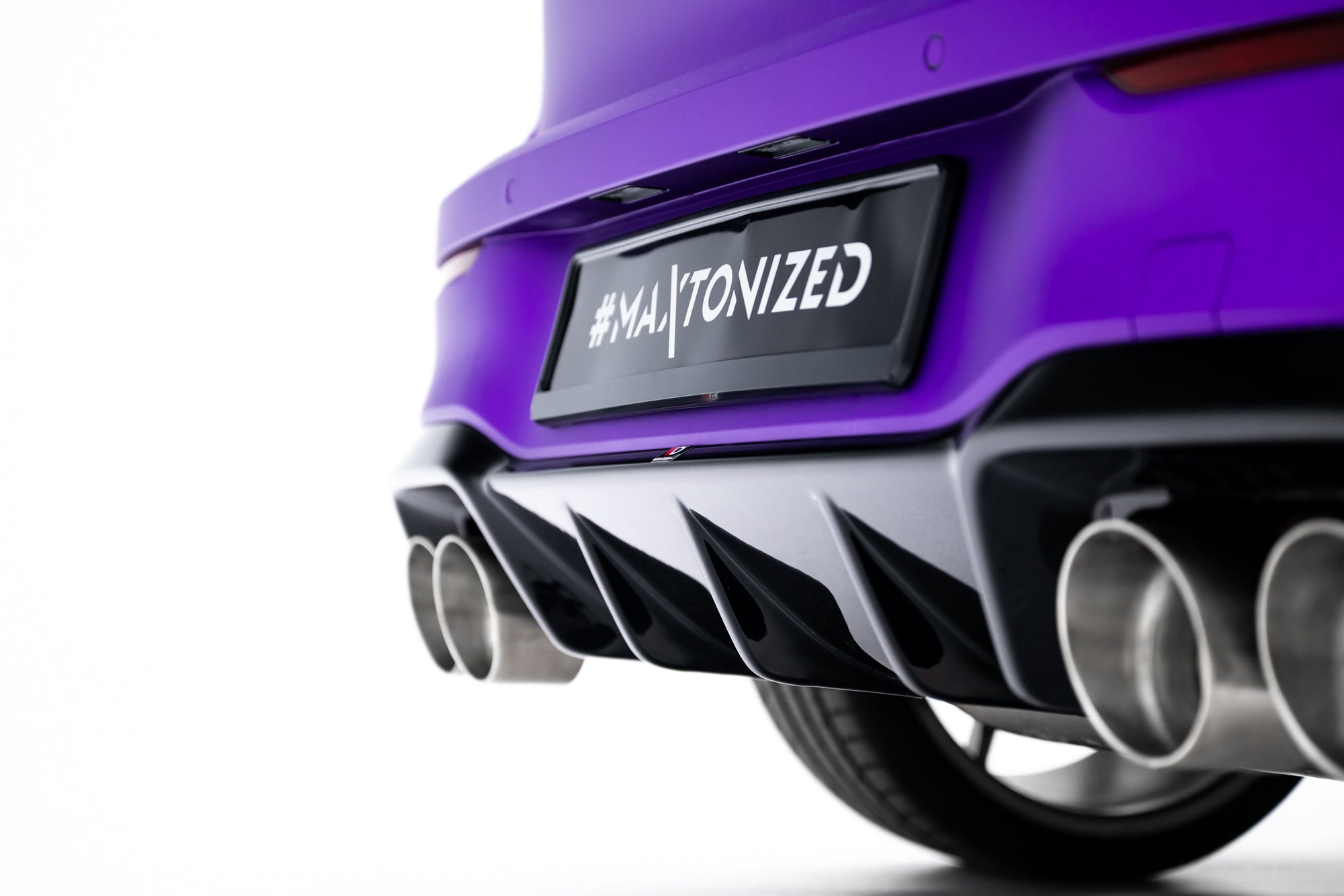 Maxton Design Difusor trasero V.1 para Volkswagen Golf R Hatchback Mk8 Facelift - imagen 3