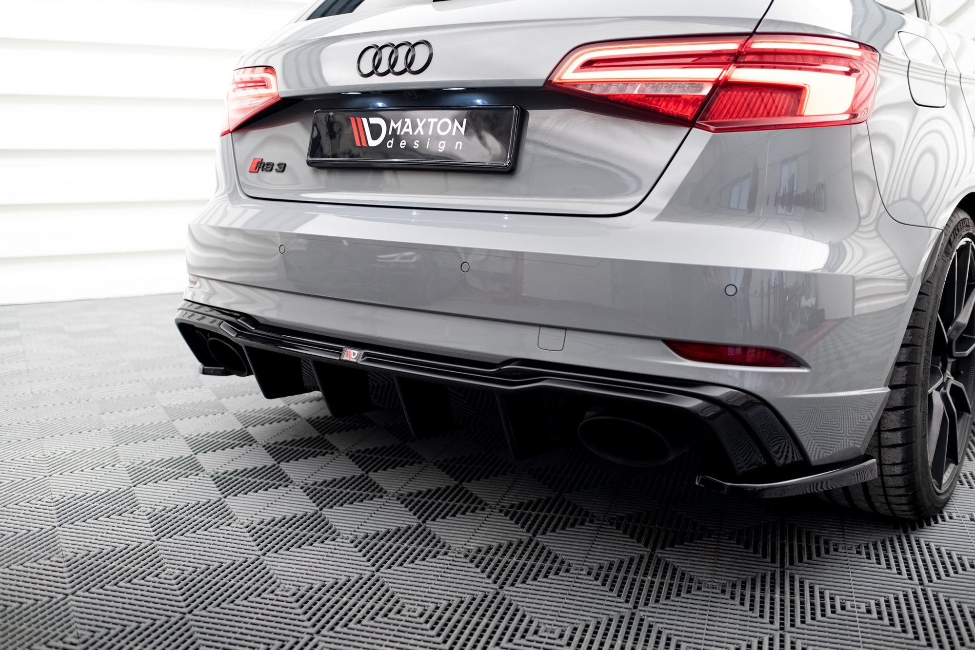 Maxton Design Difusor trasero V.2 para Audi RS3 8V Sportback Facelift - imagen 3