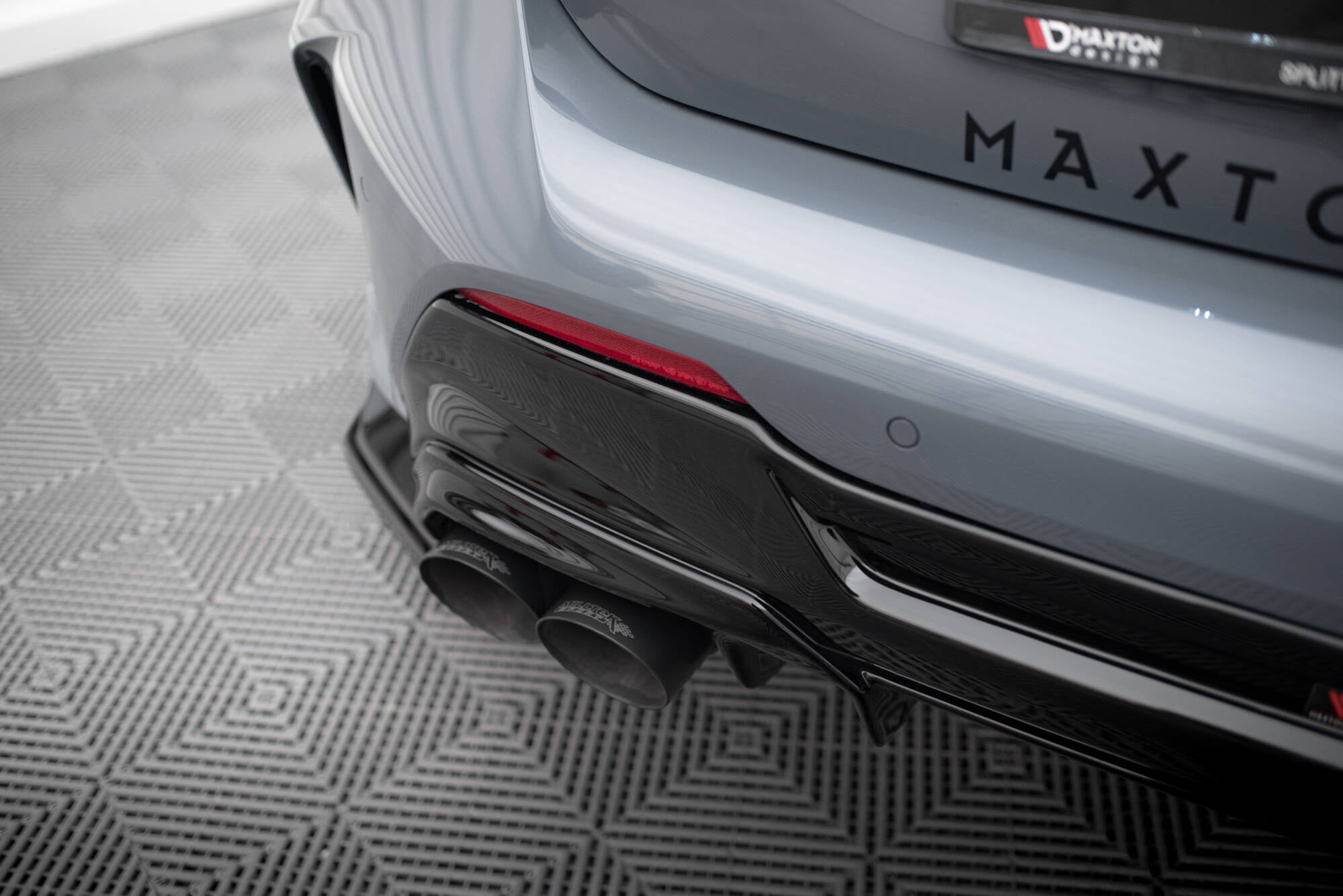 Maxton Design Difusor trasero V.2 para BMW 1 F40 M-Pack/ M135i - imagen 6
