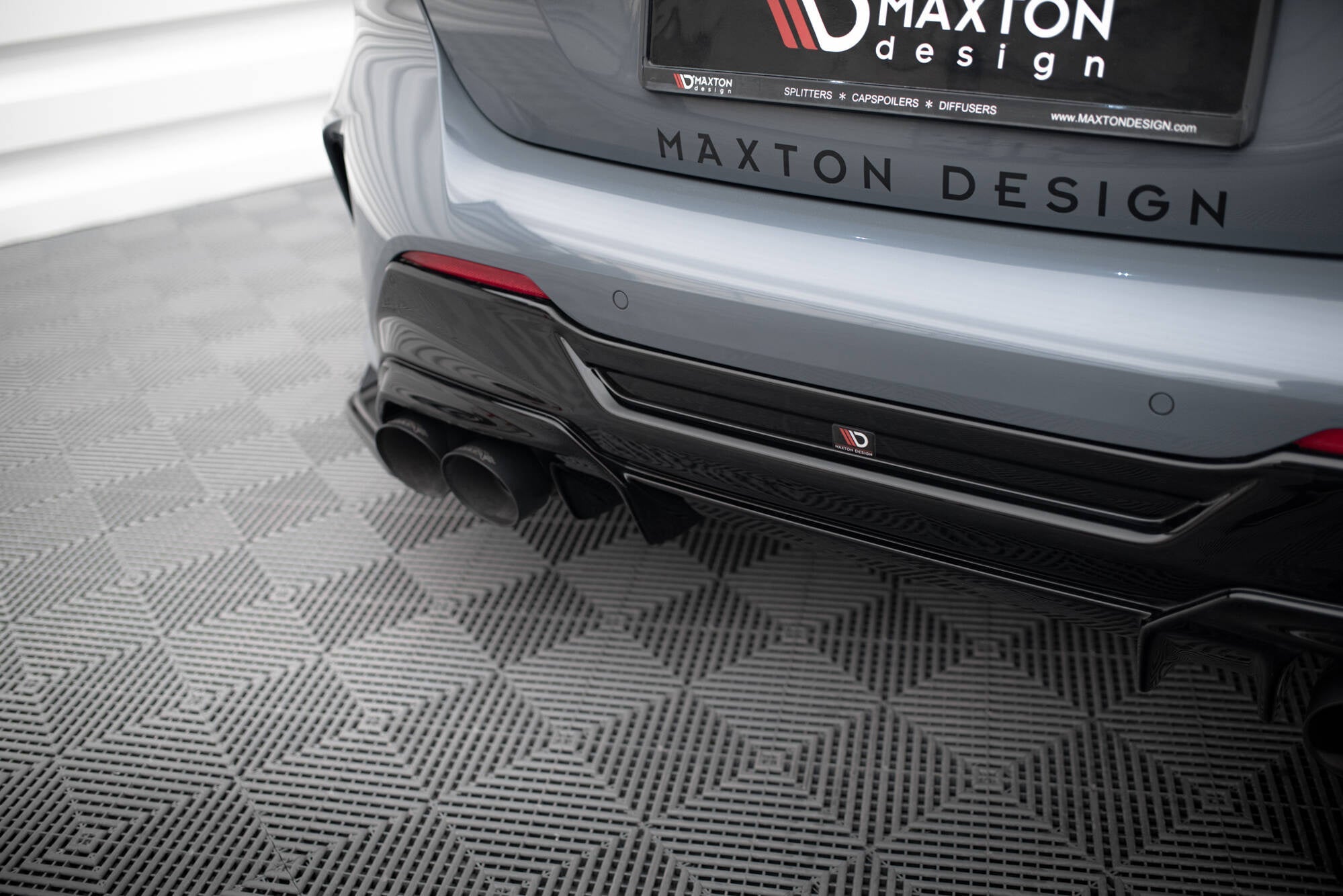 Maxton Design Difusor trasero V.2 para BMW 1 F40 M-Pack/ M135i - imagen 4
