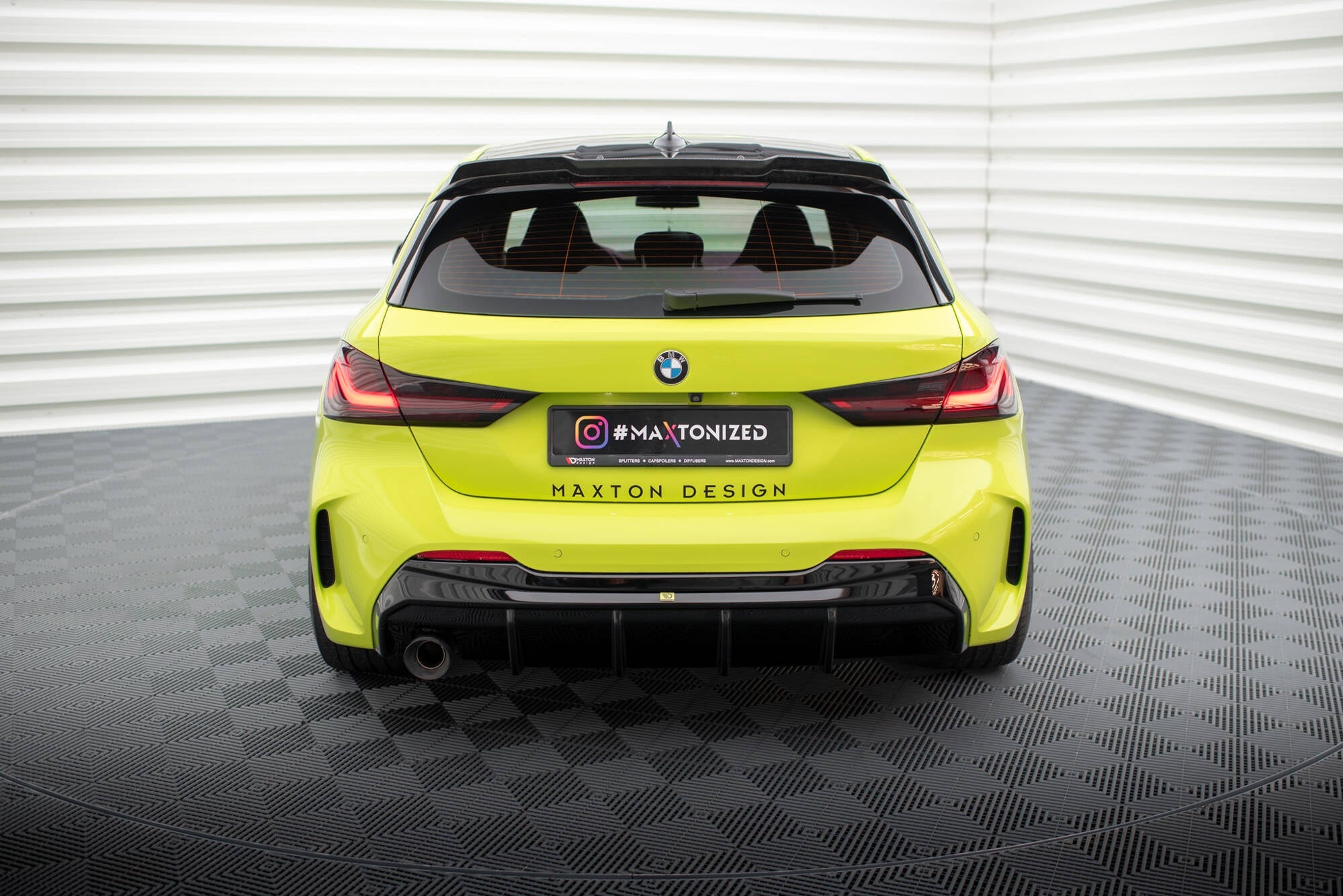 Maxton Design Difusor trasero V.3 para BMW 1 M-Pack / 128ti F40 (Version with single Exhaust tips on one side) - imagen 2
